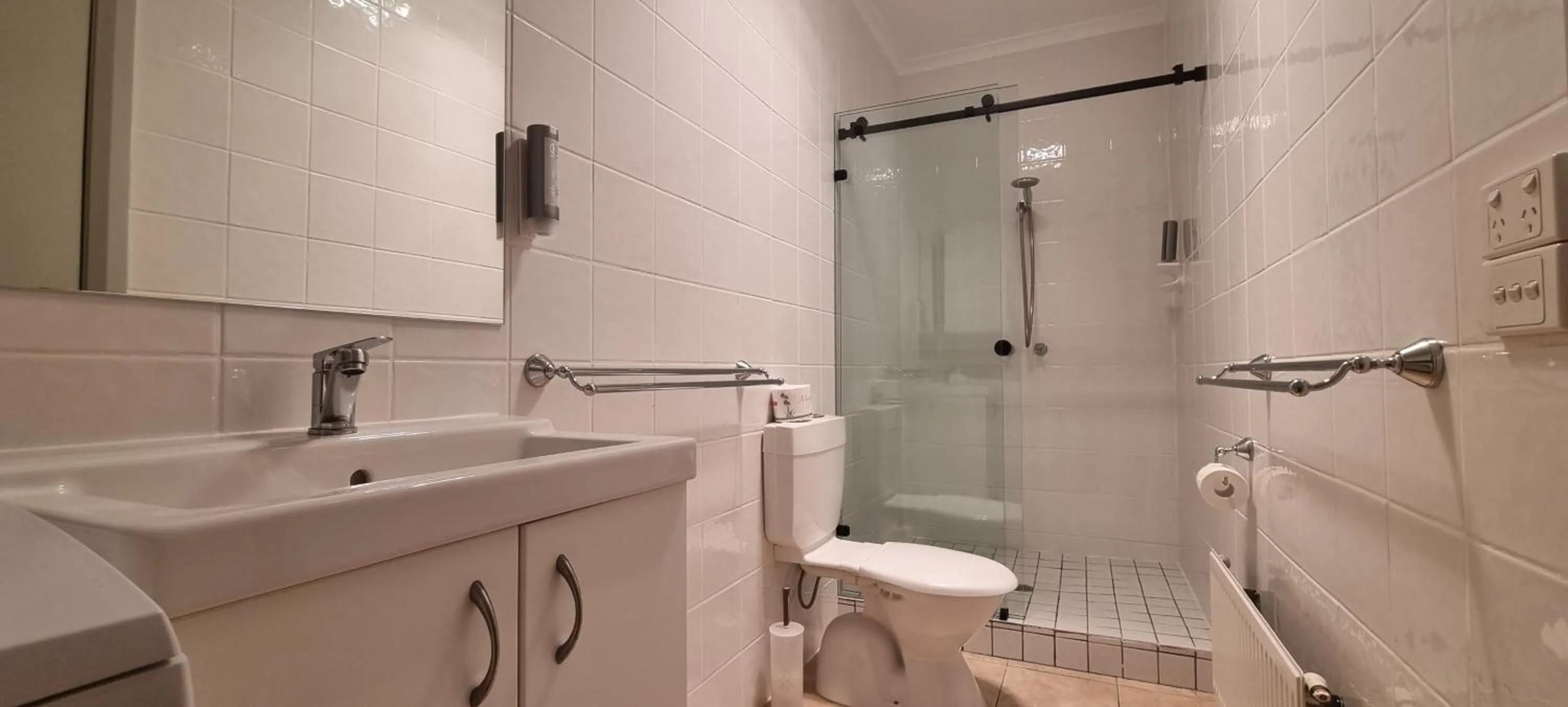 Cedarwood Apartments