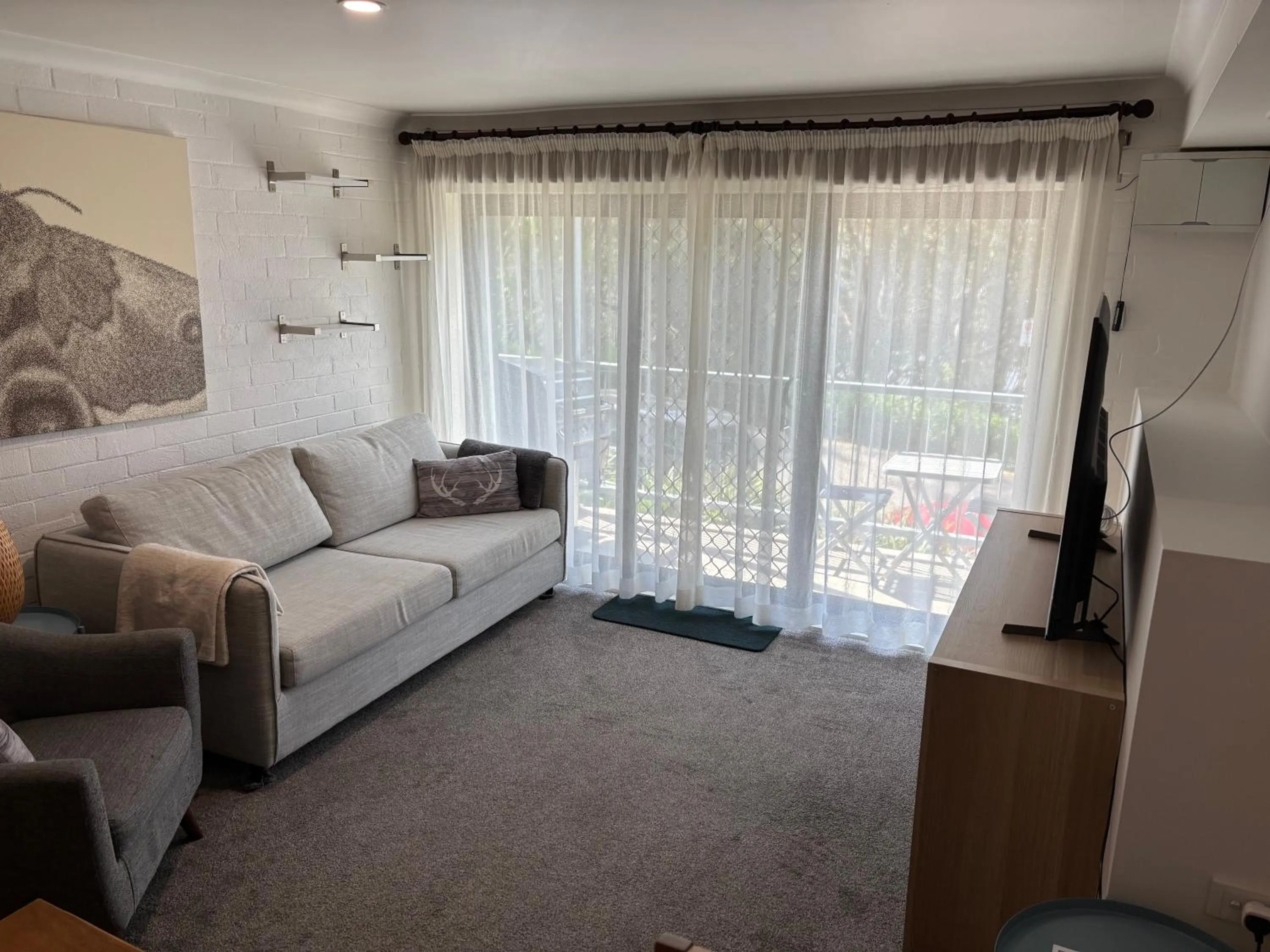 Cedarwood Apartments