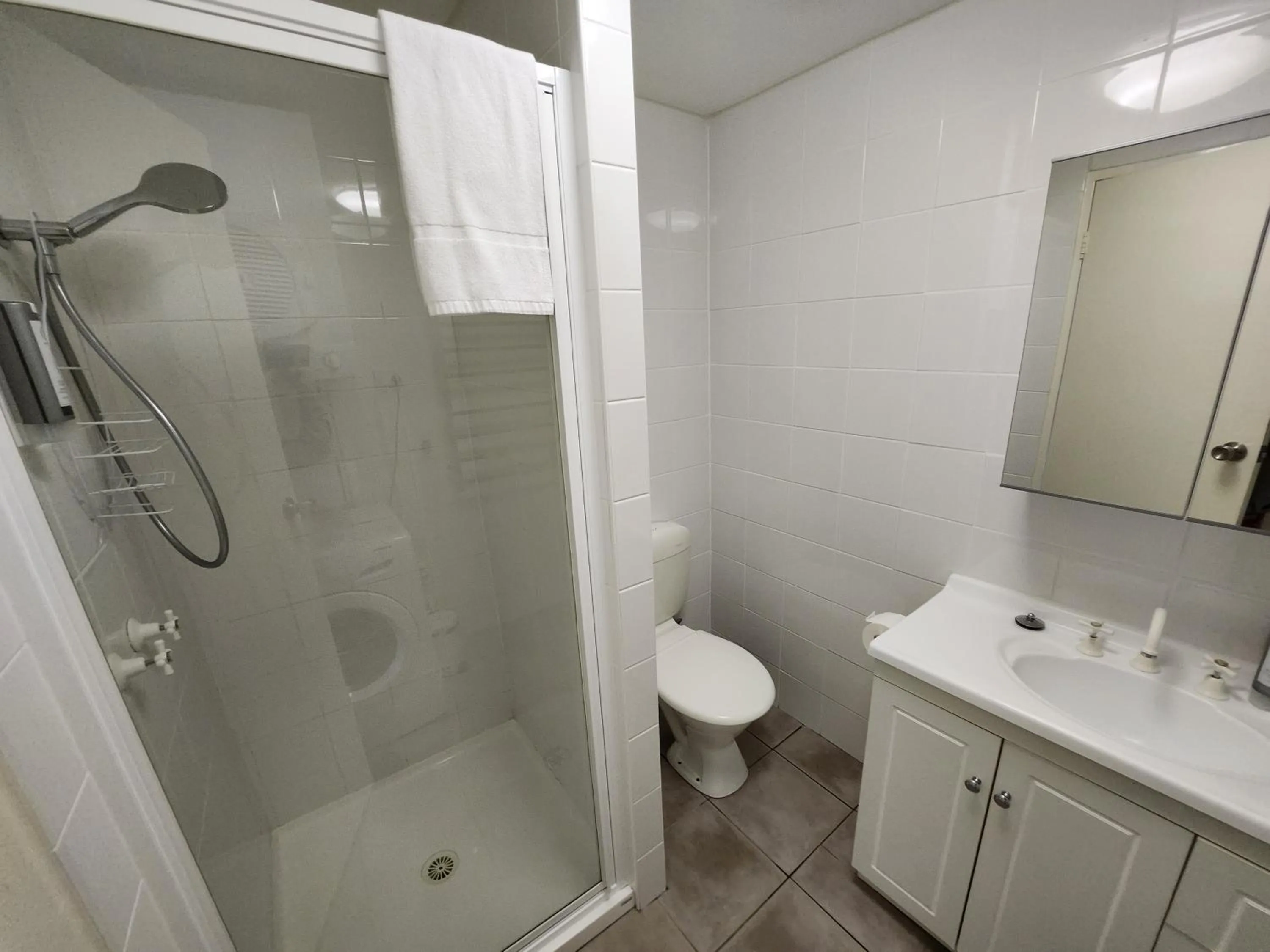 Cedarwood Apartments