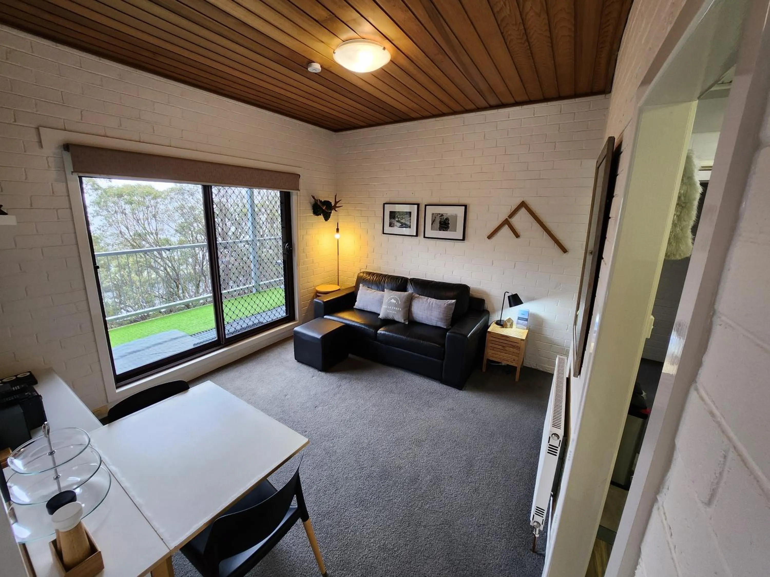 Bed in Cedarwood Apartments