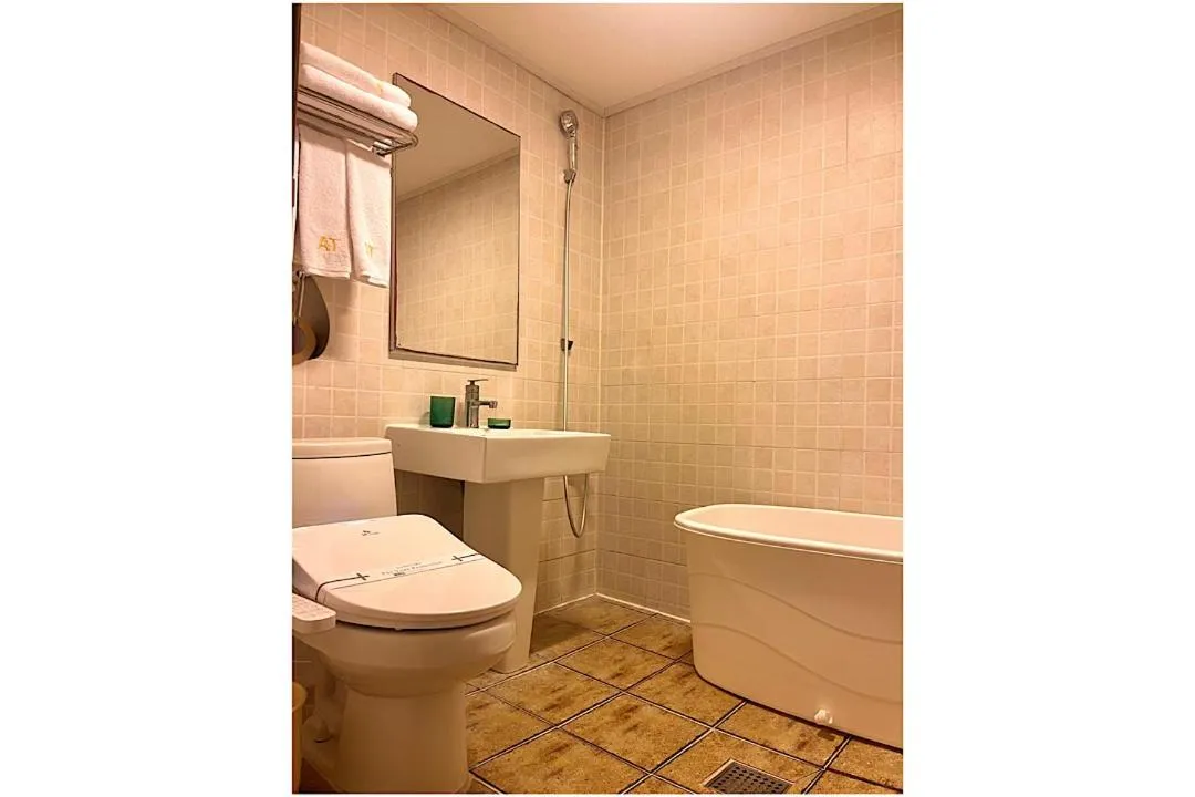 Changwon AT Business Hotel