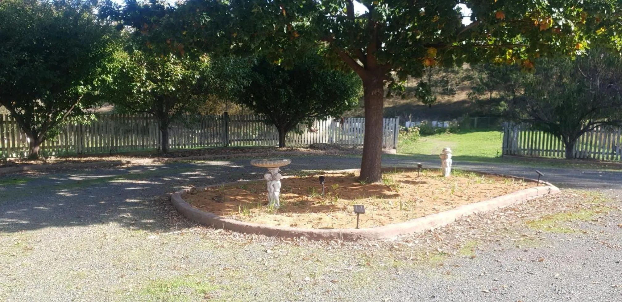 Garden in Dixiglen Farm