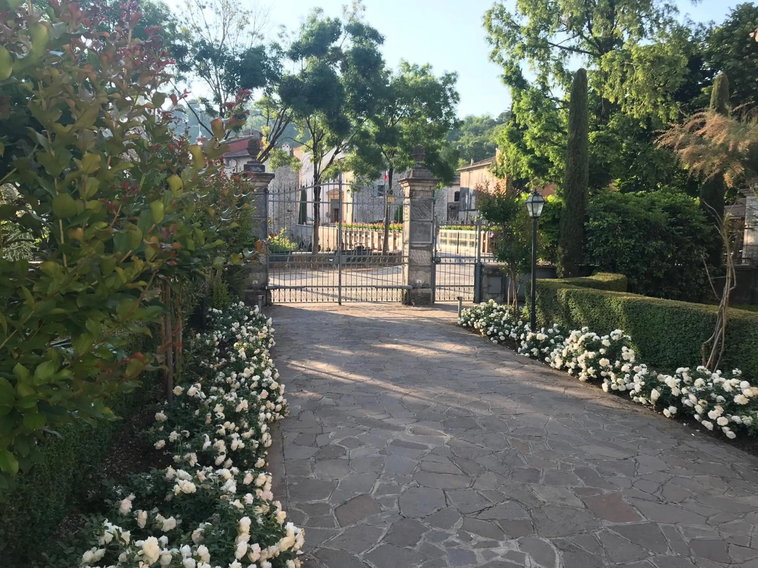 Facade/entrance in Relais Villa Borghetto