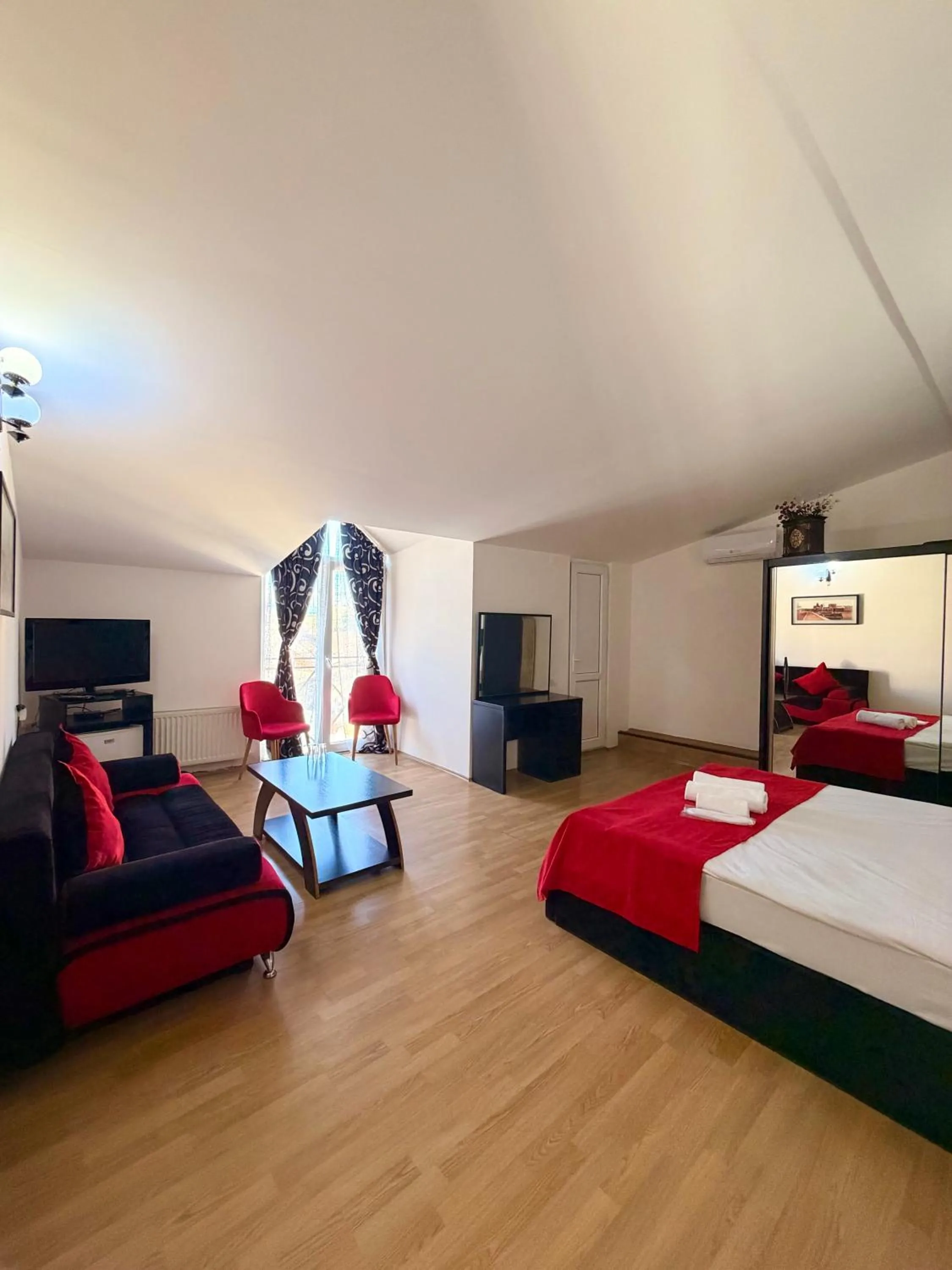 Bed in Qeroli old town