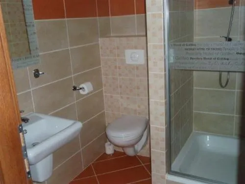 Bathroom in Hotel Galileo