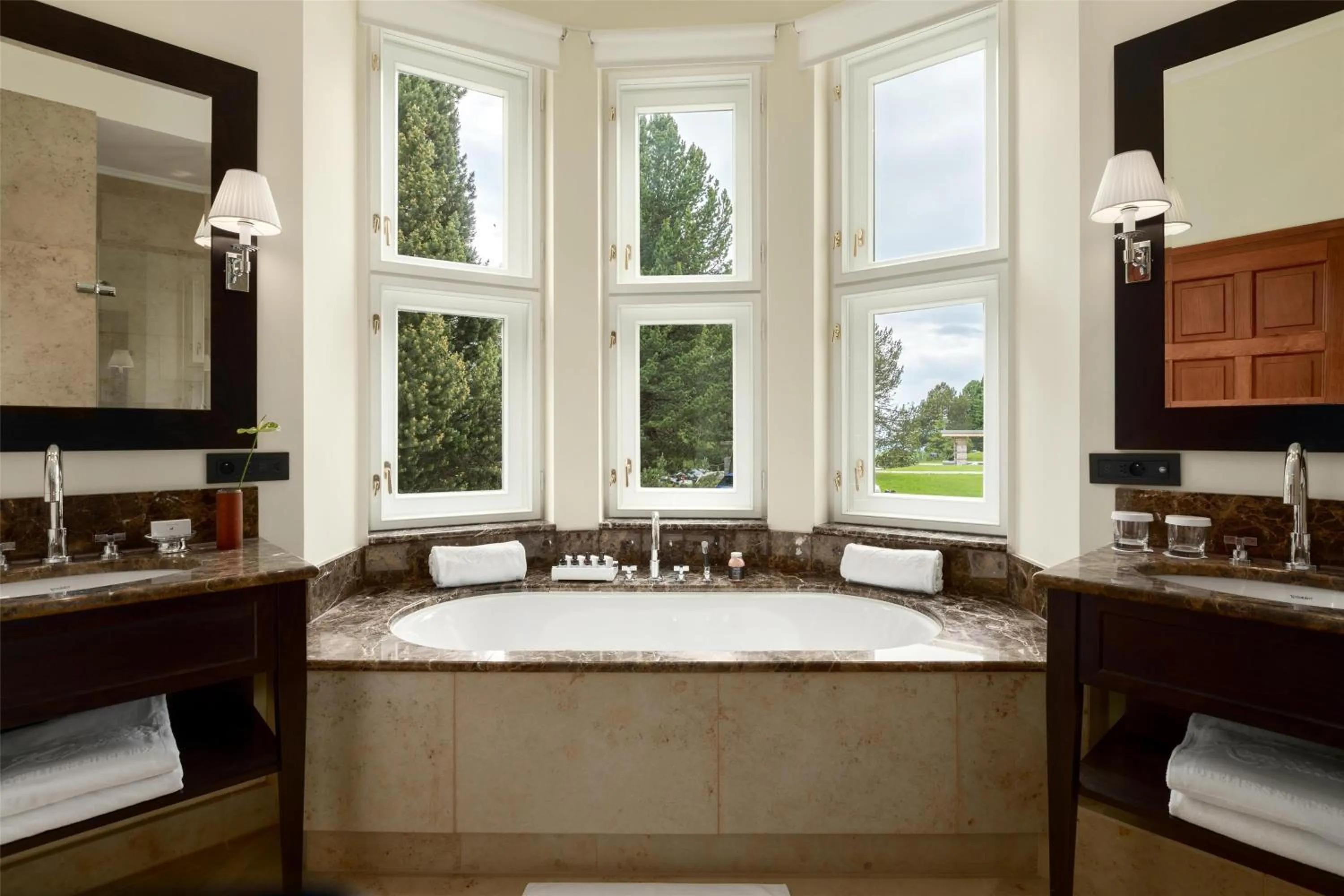 Bathroom in Grand Hotel Kempinski High Tatras