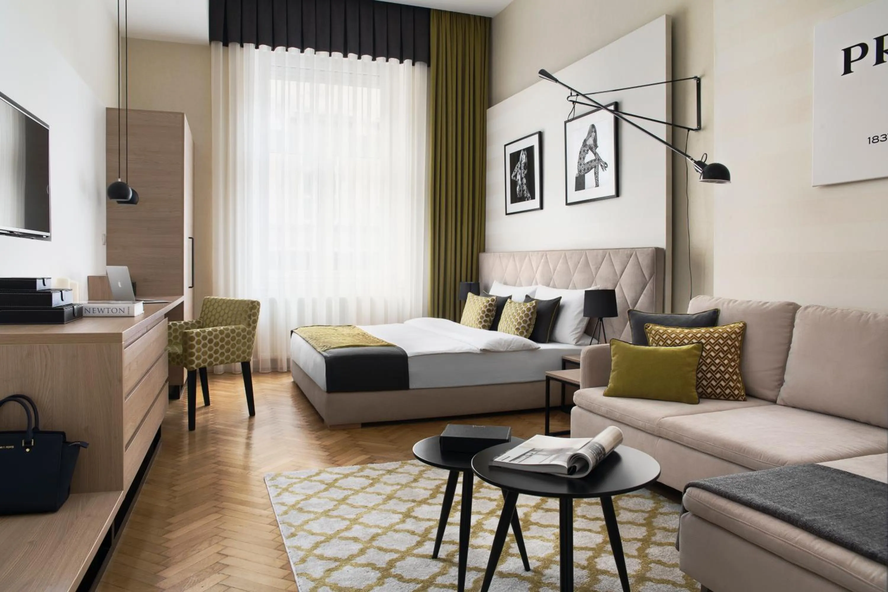 Living room, Bed in Brill Budapest Apartments 2