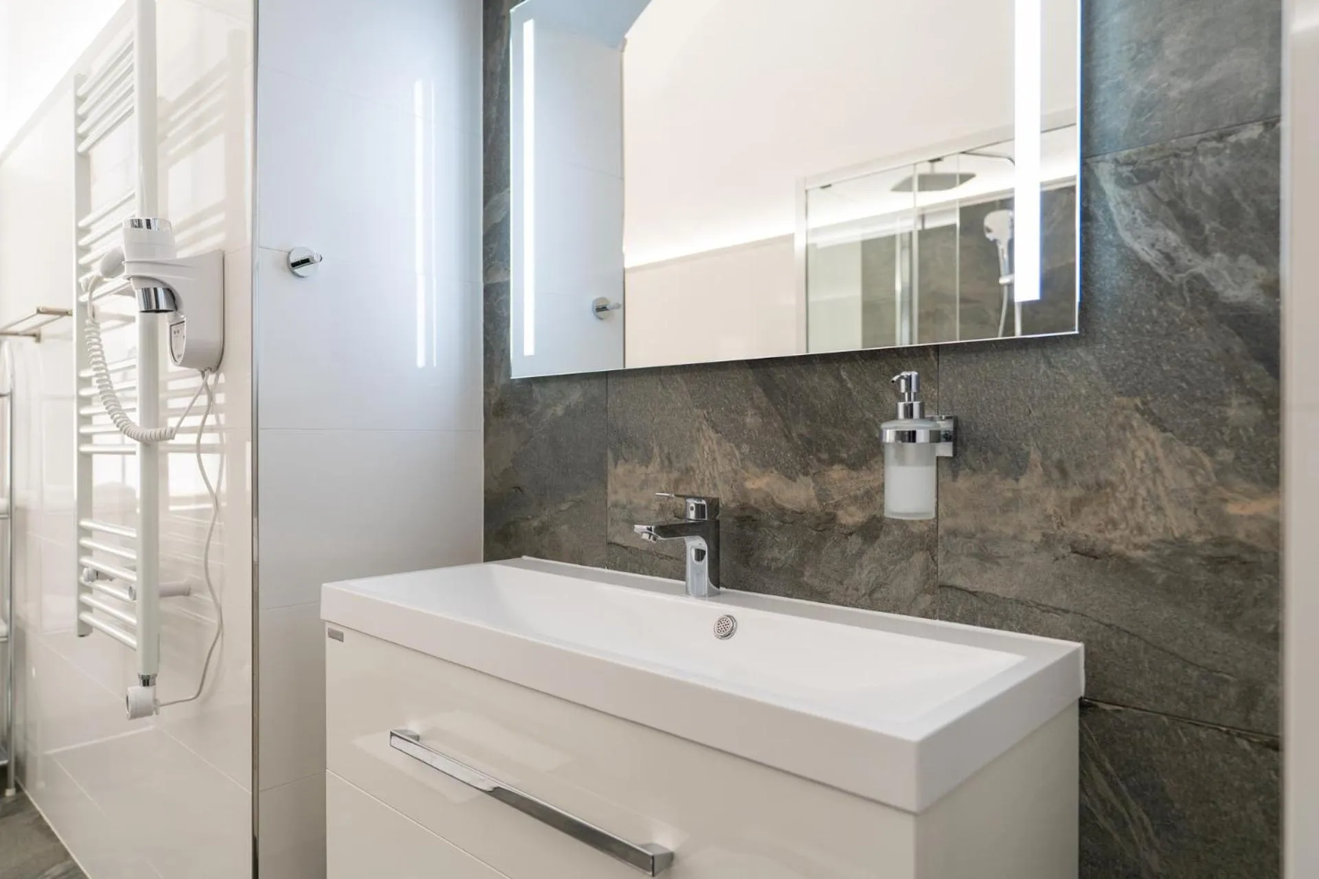 Bathroom in Hotel Arkada