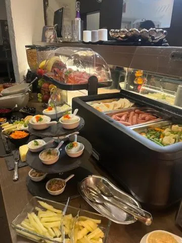 Buffet breakfast in HOTEL CENTRUM with free parking