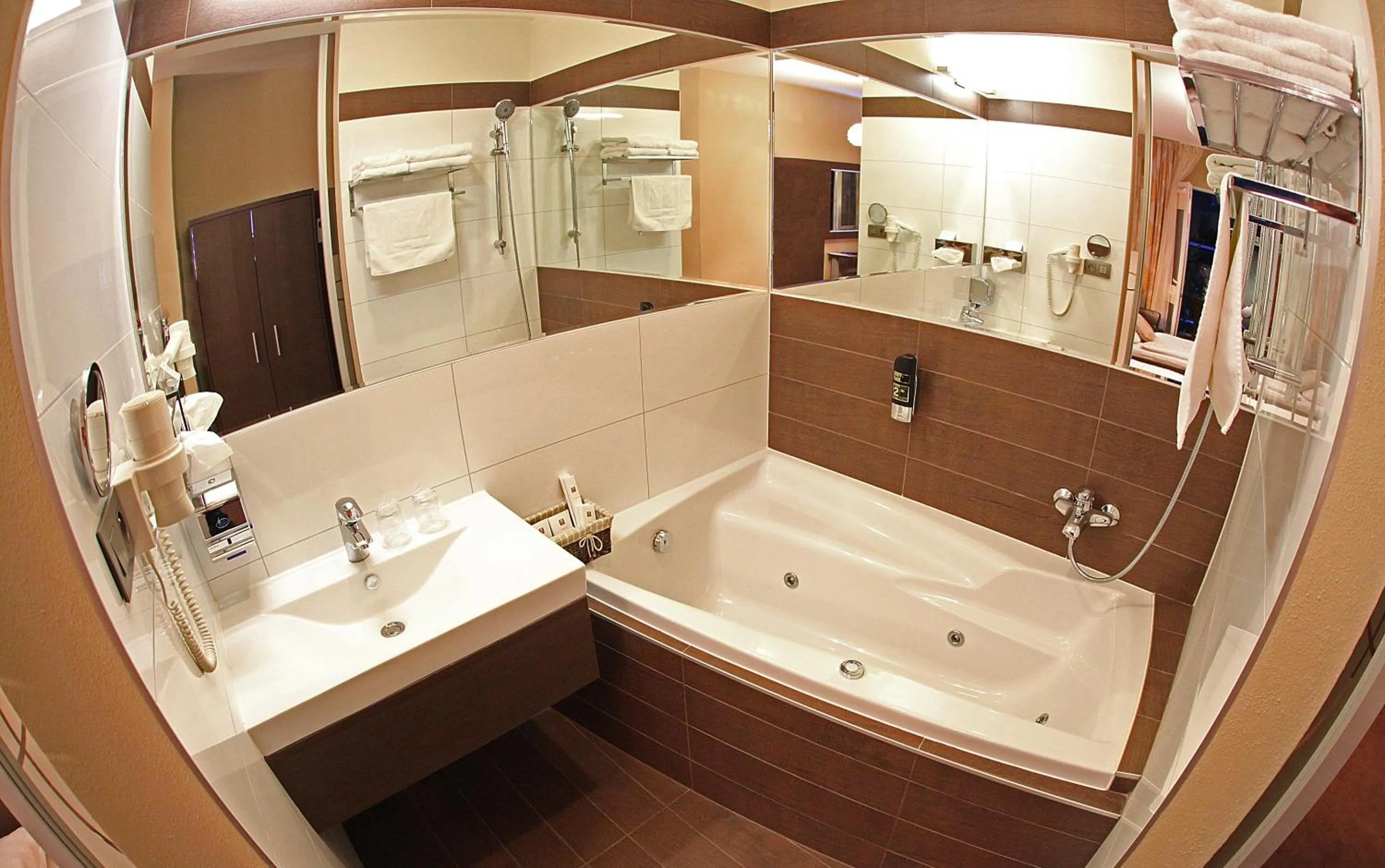 Bathroom in HOTEL CENTRUM with free parking