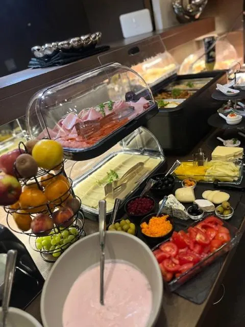 Buffet breakfast in HOTEL CENTRUM with free parking