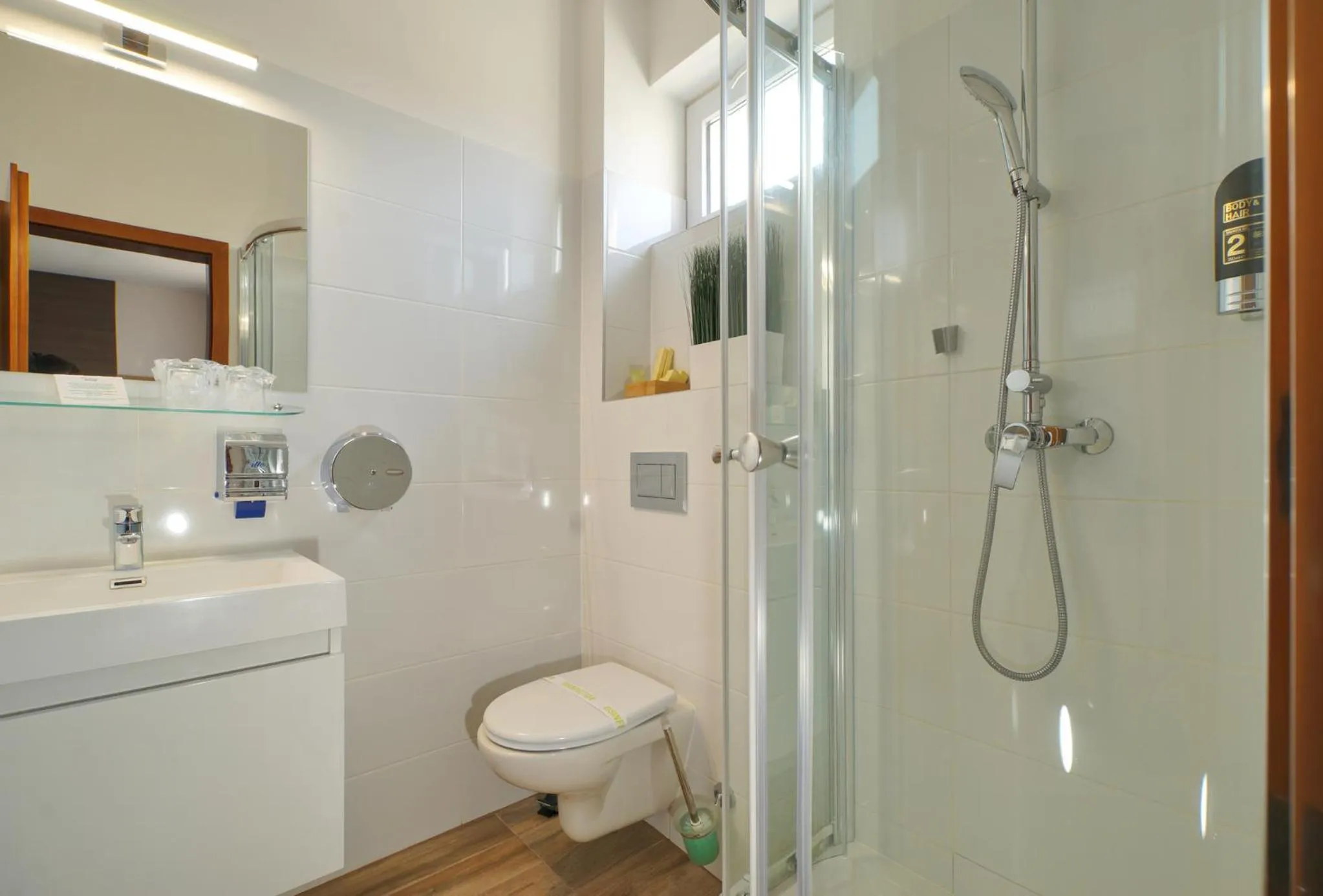 Bathroom in HOTEL CENTRUM with free parking