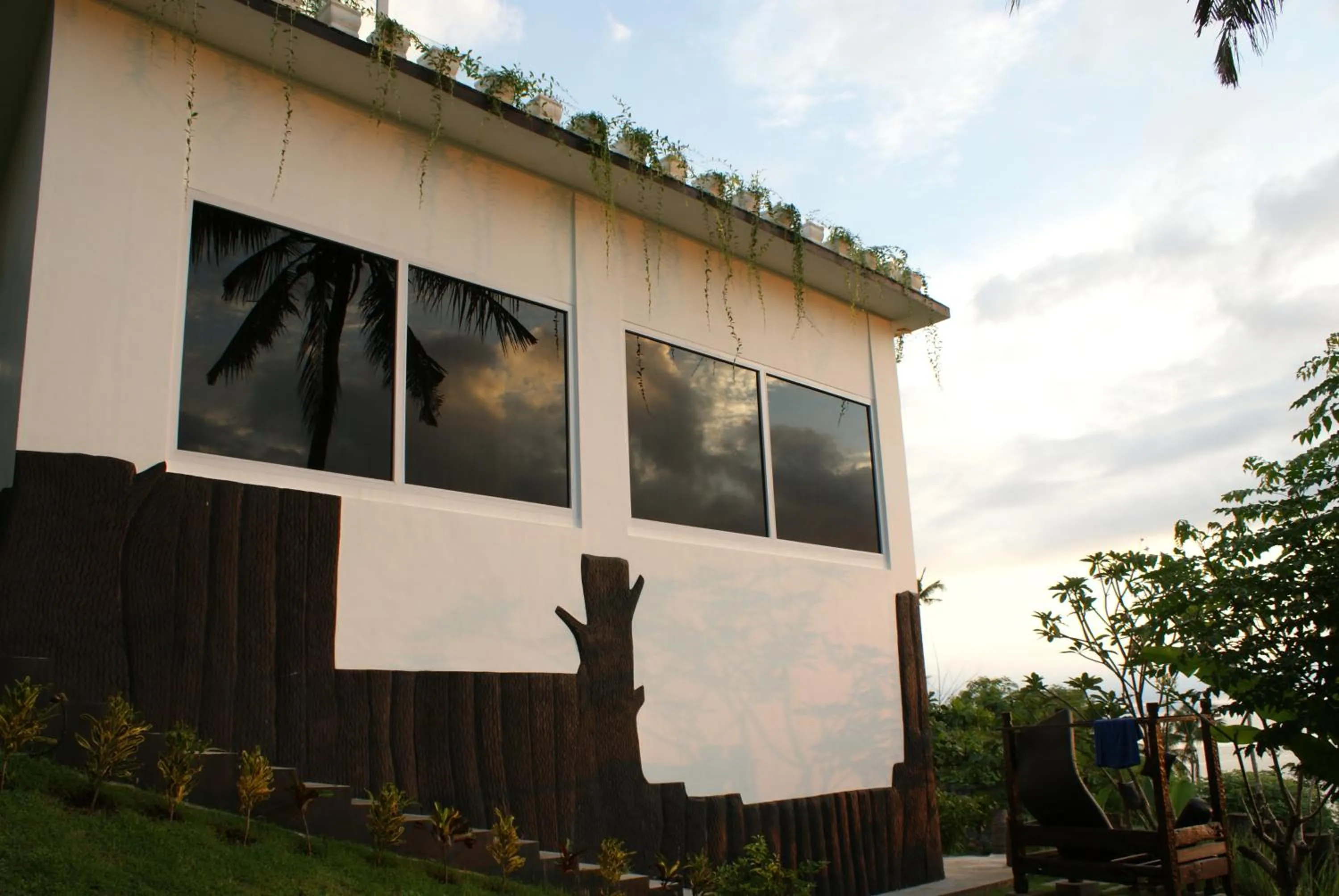 Property building in Villa Buah