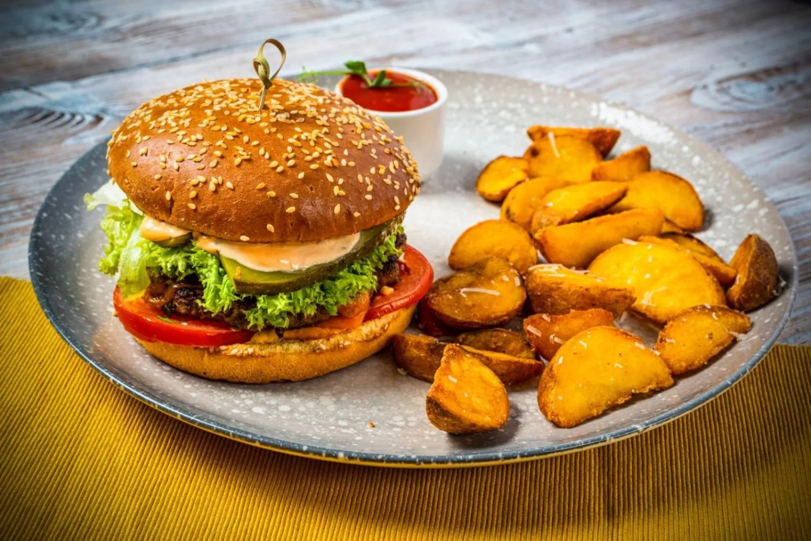 Restaurant/places to eat in Hotel Arnia