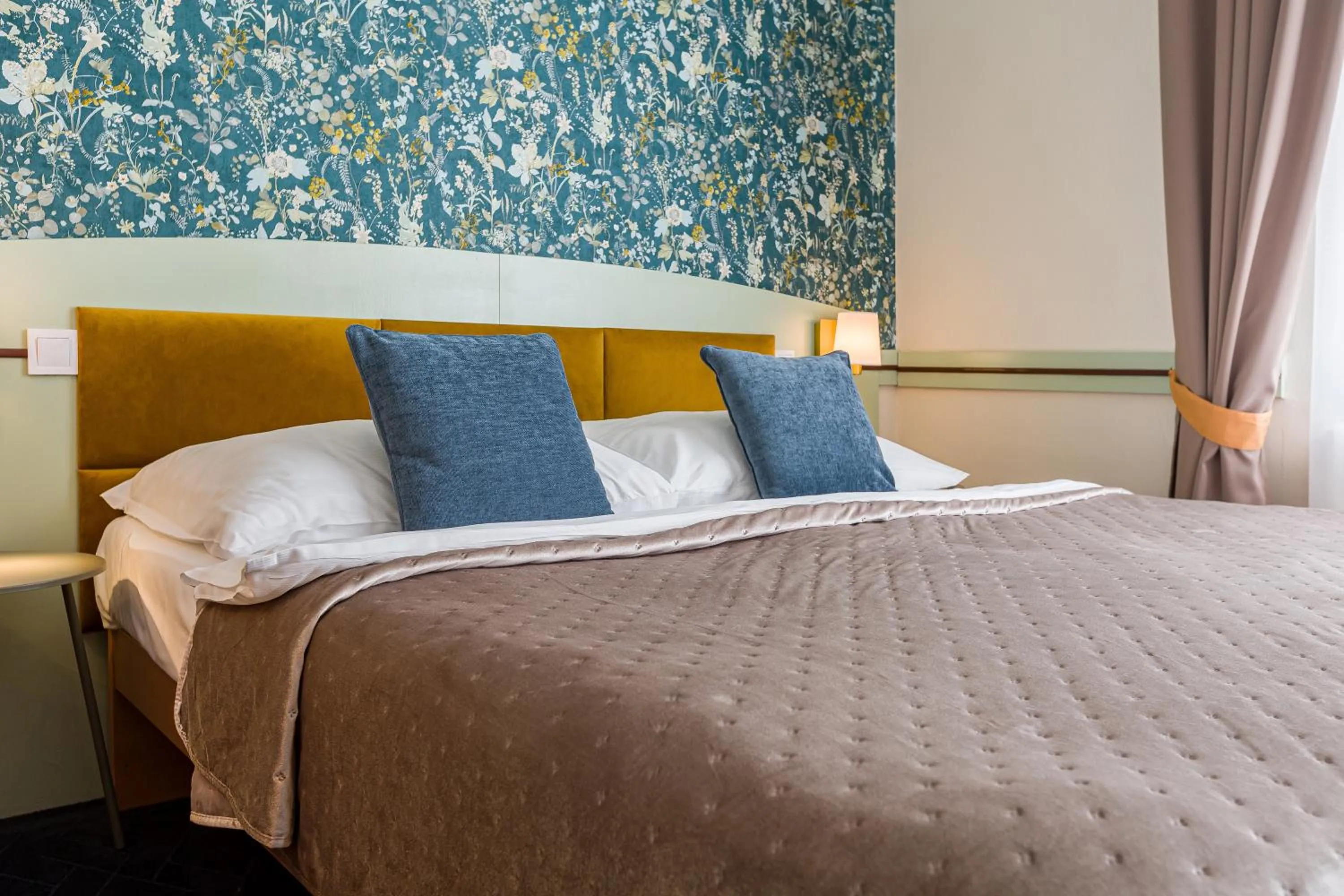 Bedroom, Bed in Hotel Arcus Garden