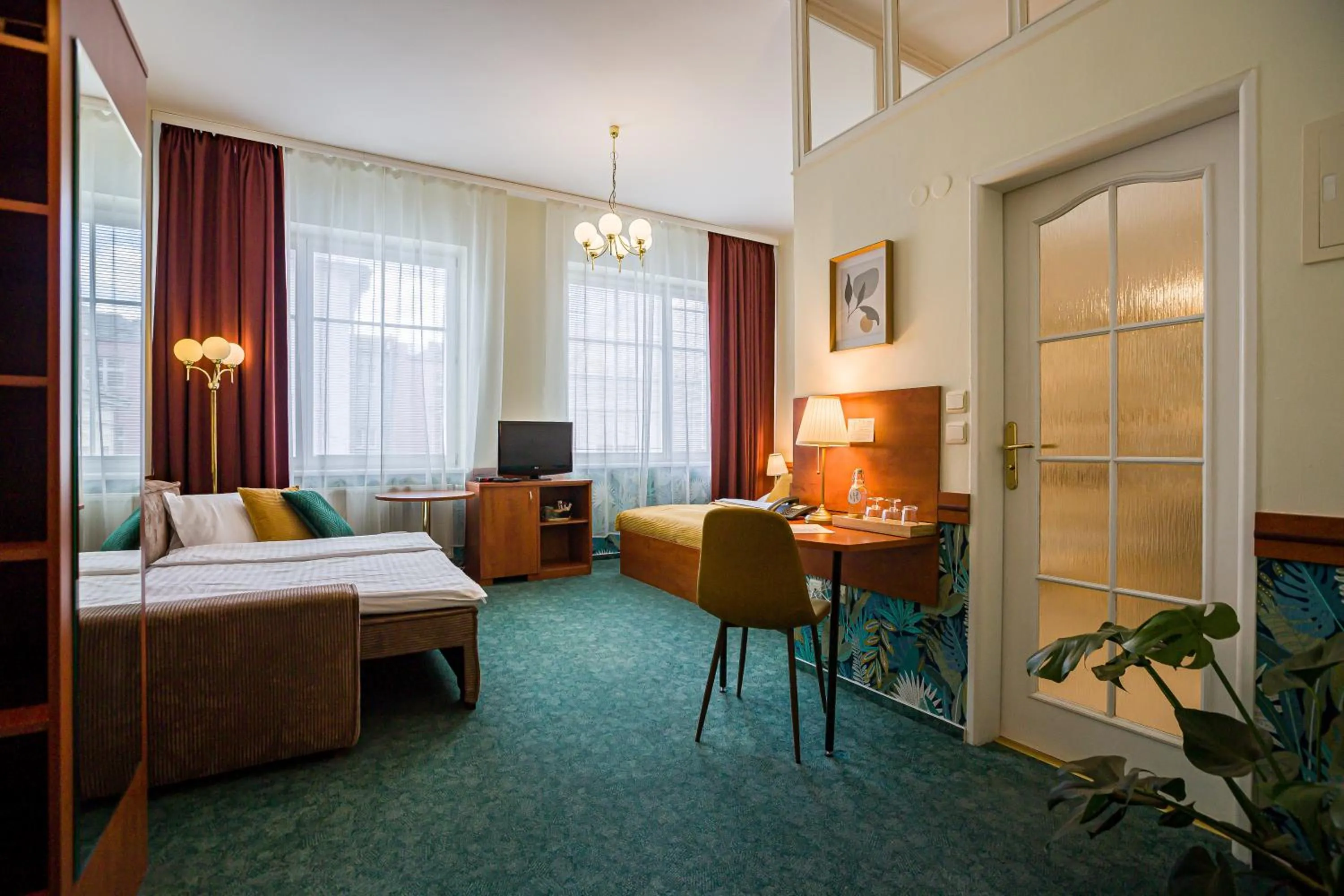 Photo of the whole room, Bed in Hotel Arcus Garden