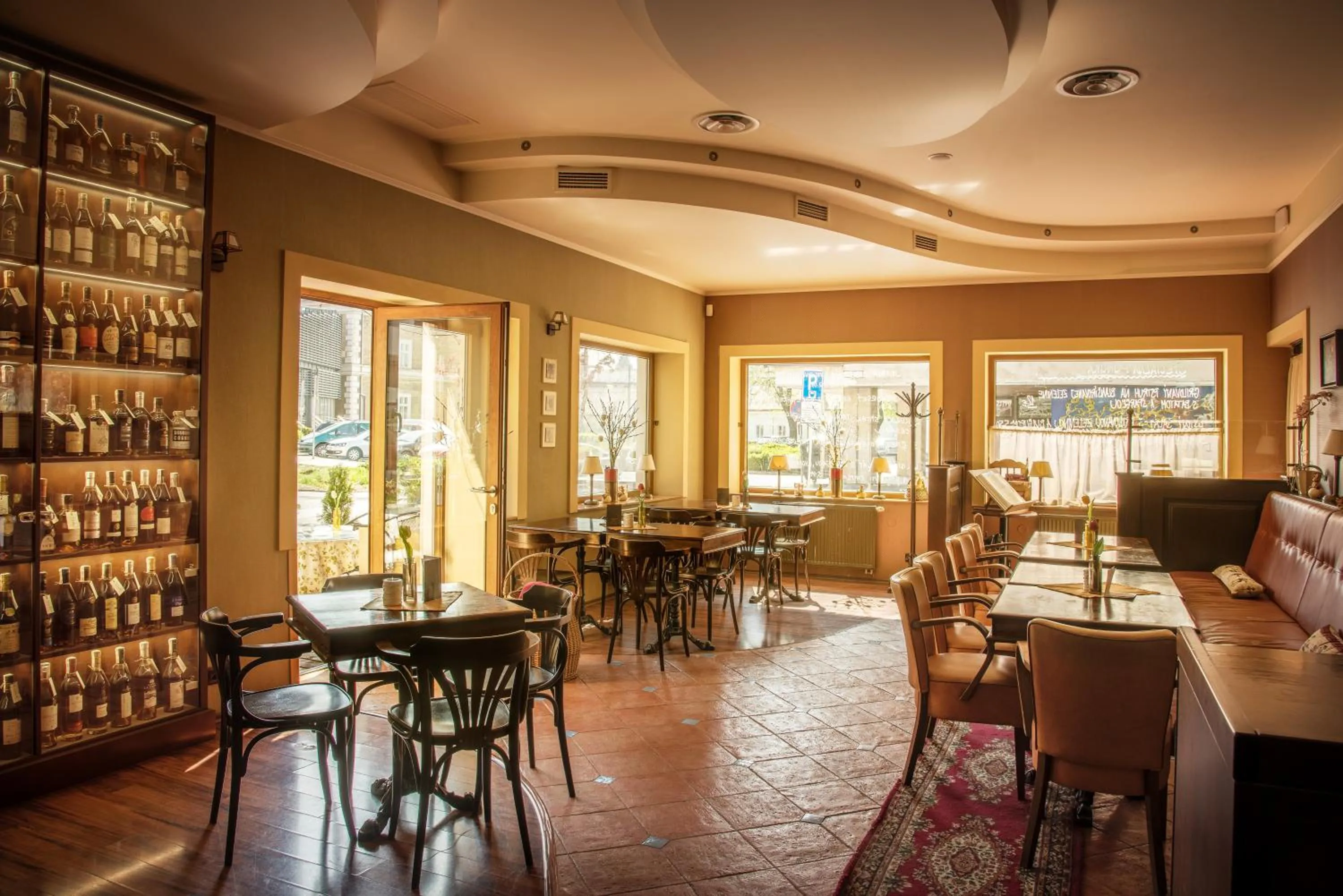 Restaurant/places to eat in Boutique Hotel Maraton