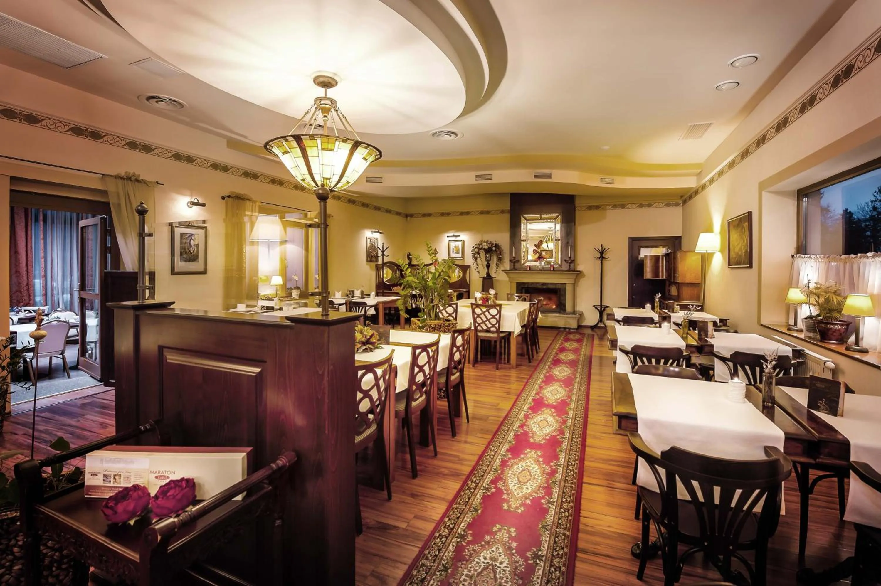 Restaurant/places to eat in Boutique Hotel Maraton