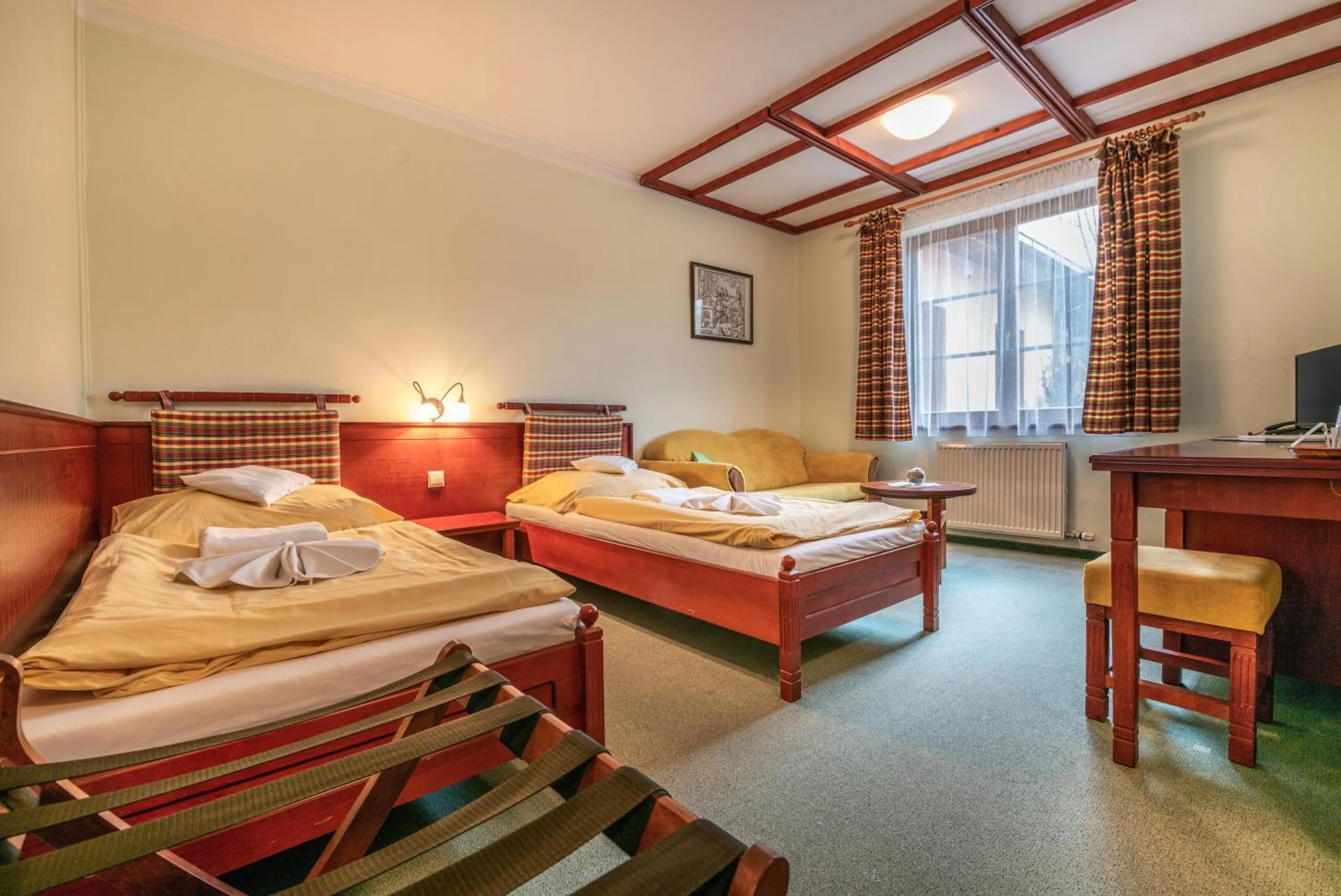 Photo of the whole room, Bed in Hotel GOLFER