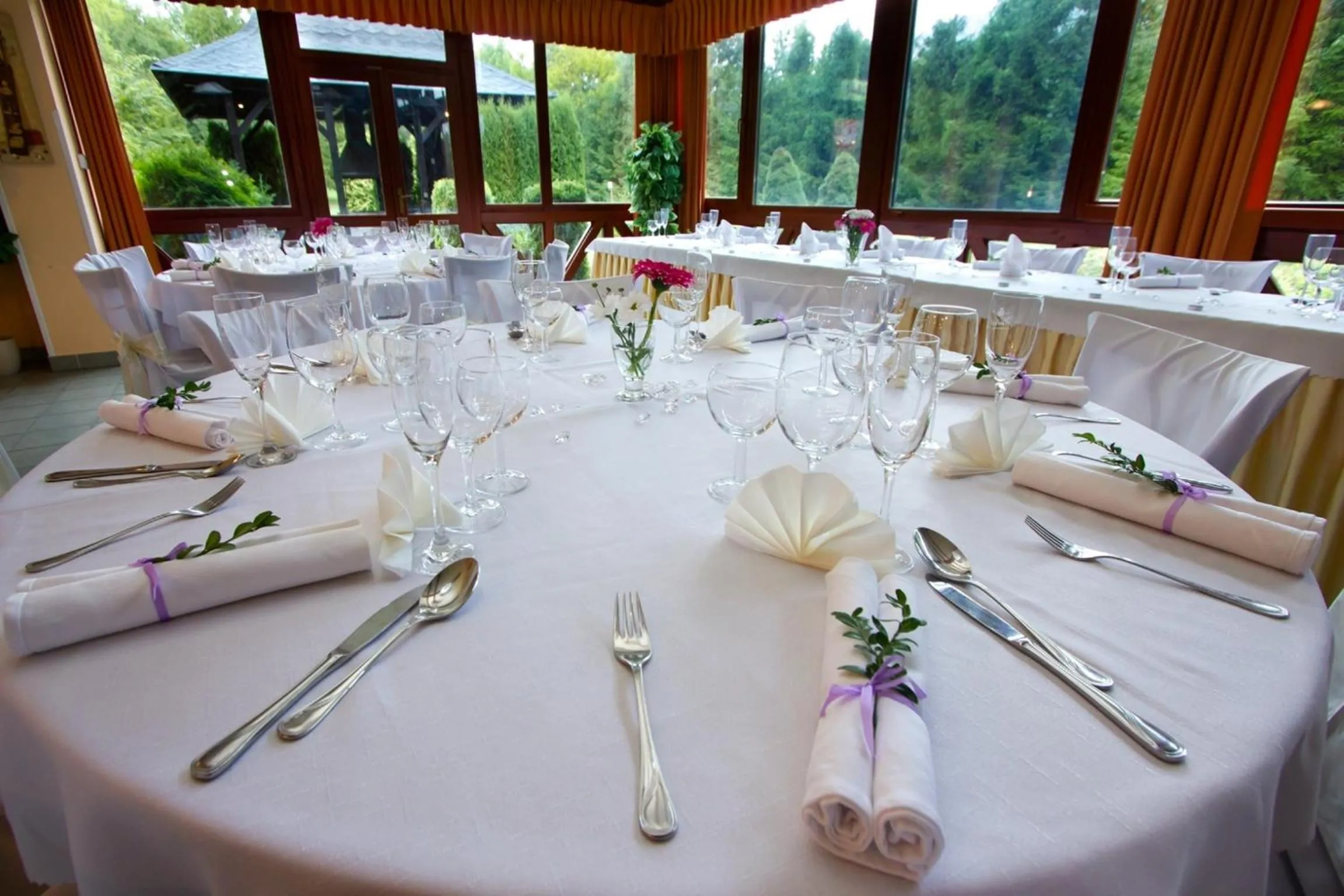 Restaurant/places to eat in Hotel GOLFER