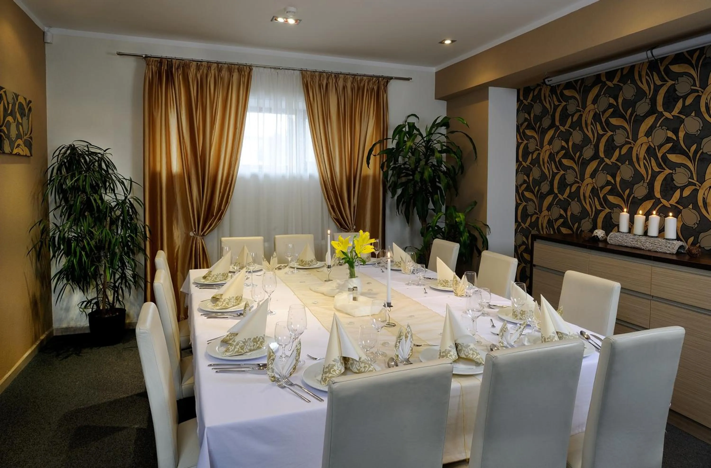 Restaurant/places to eat in Hotel Bystrička