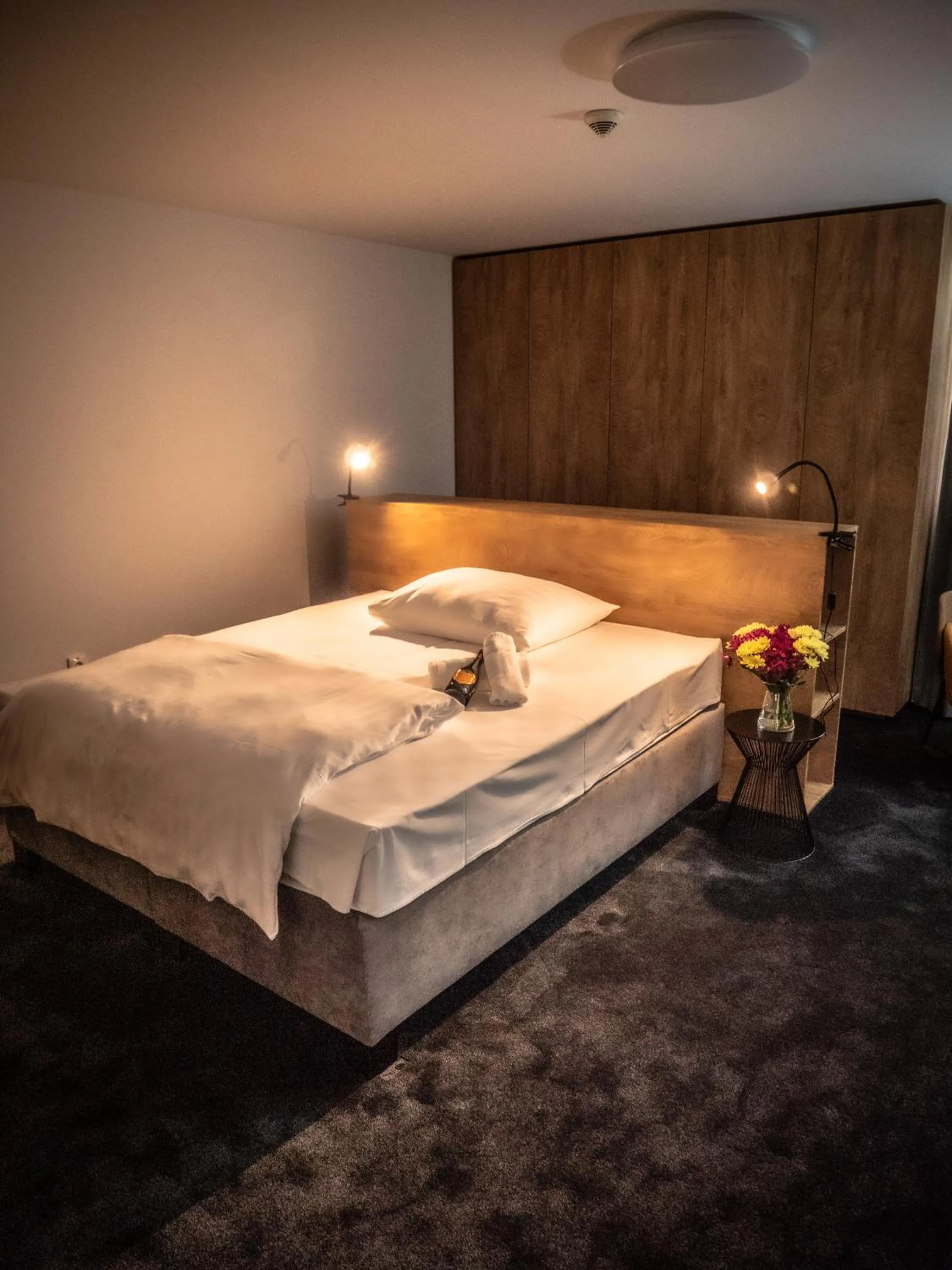 Photo of the whole room, Bed in Hotel Novy Kastiel - Self check-in