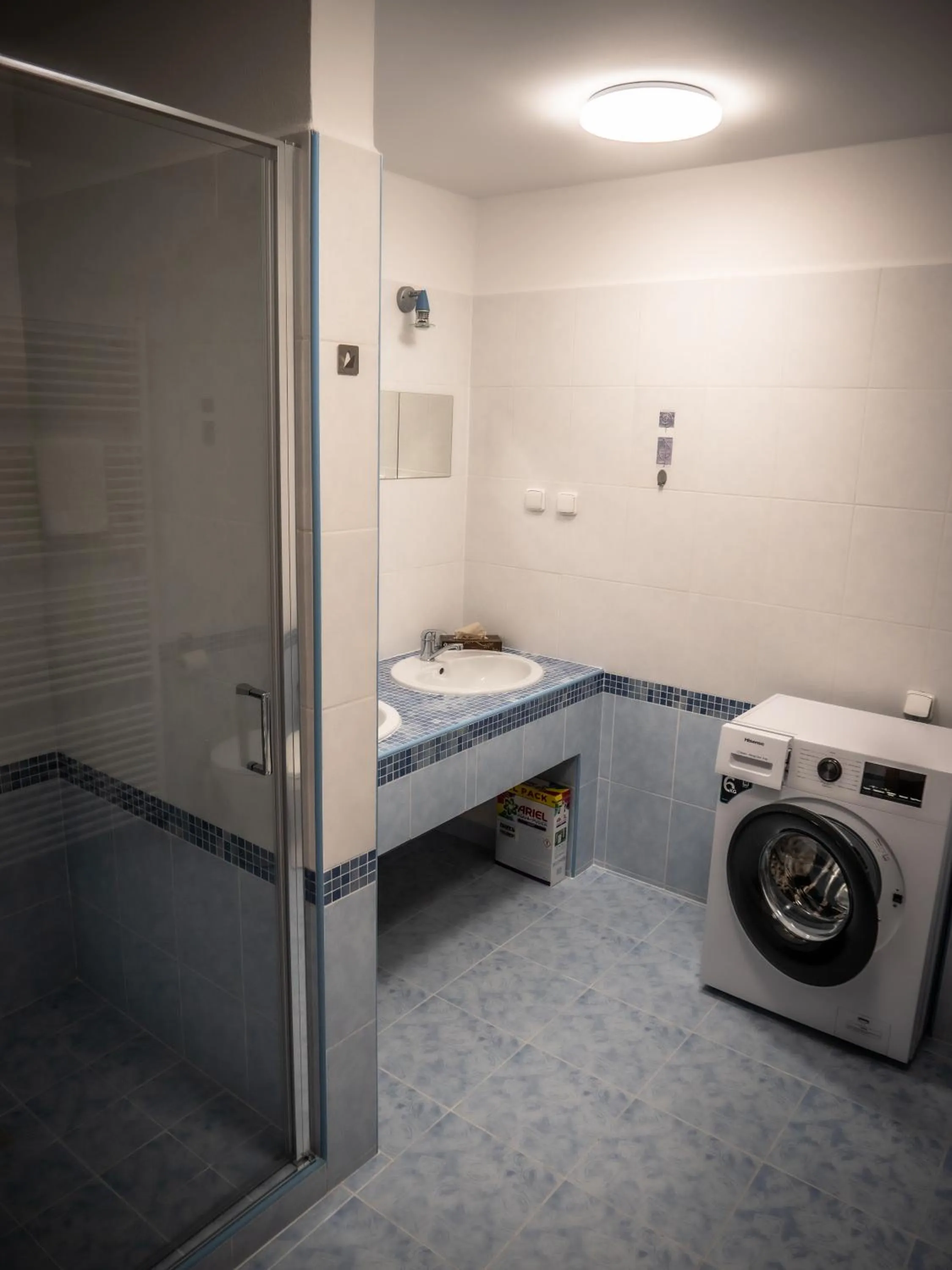 Bathroom, Bed in Hotel Novy Kastiel - Self check-in