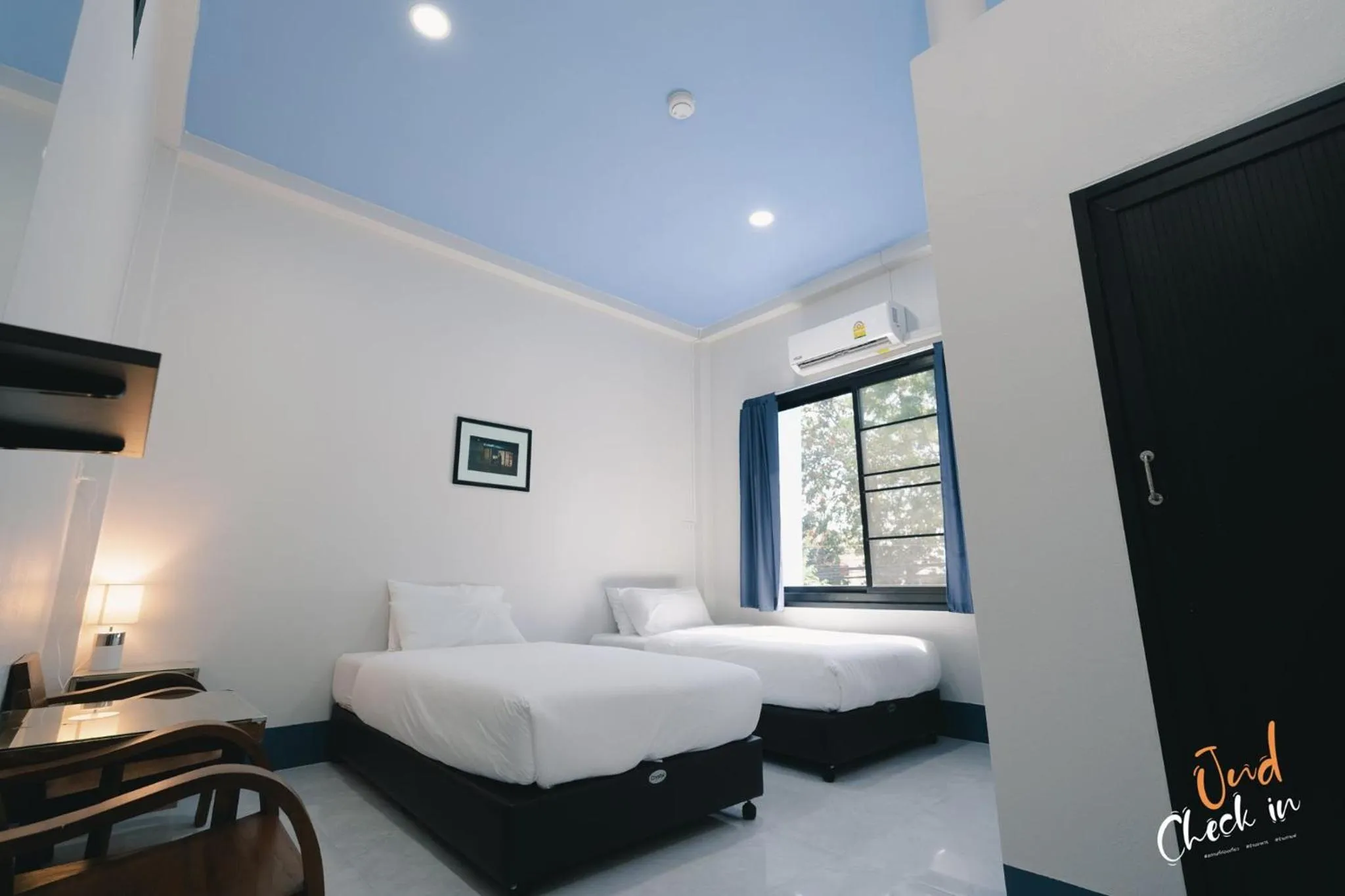 Photo of the whole room, Bed in Udomsuk Hotel