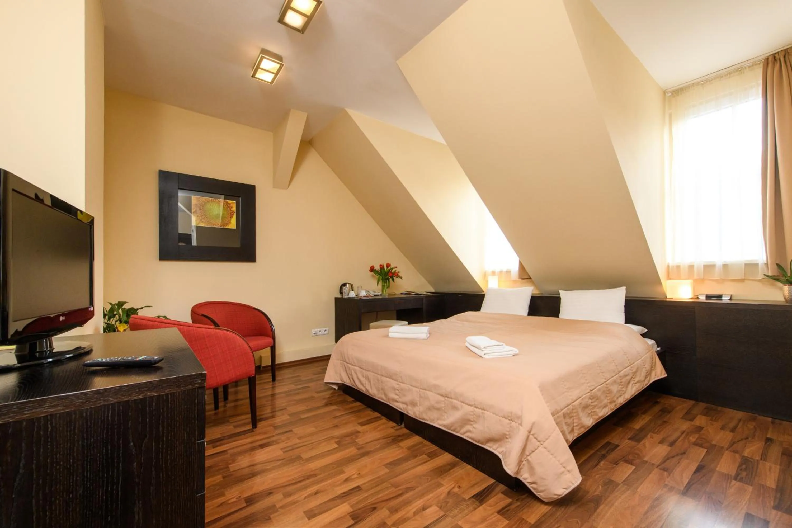 TV and multimedia, Bed in Grand Hotel Trenčin