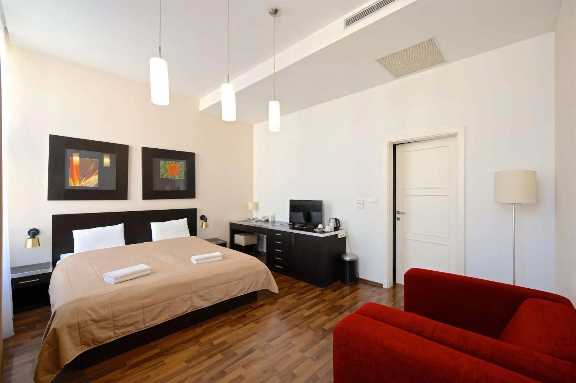 TV and multimedia, Bed in Grand Hotel Trenčin