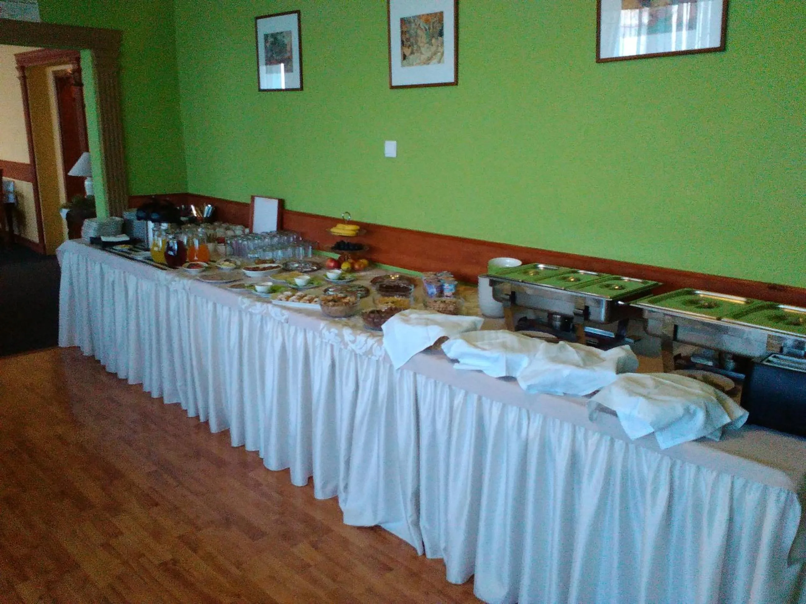 Food and drinks in Hotel Hubert Nové Zámky