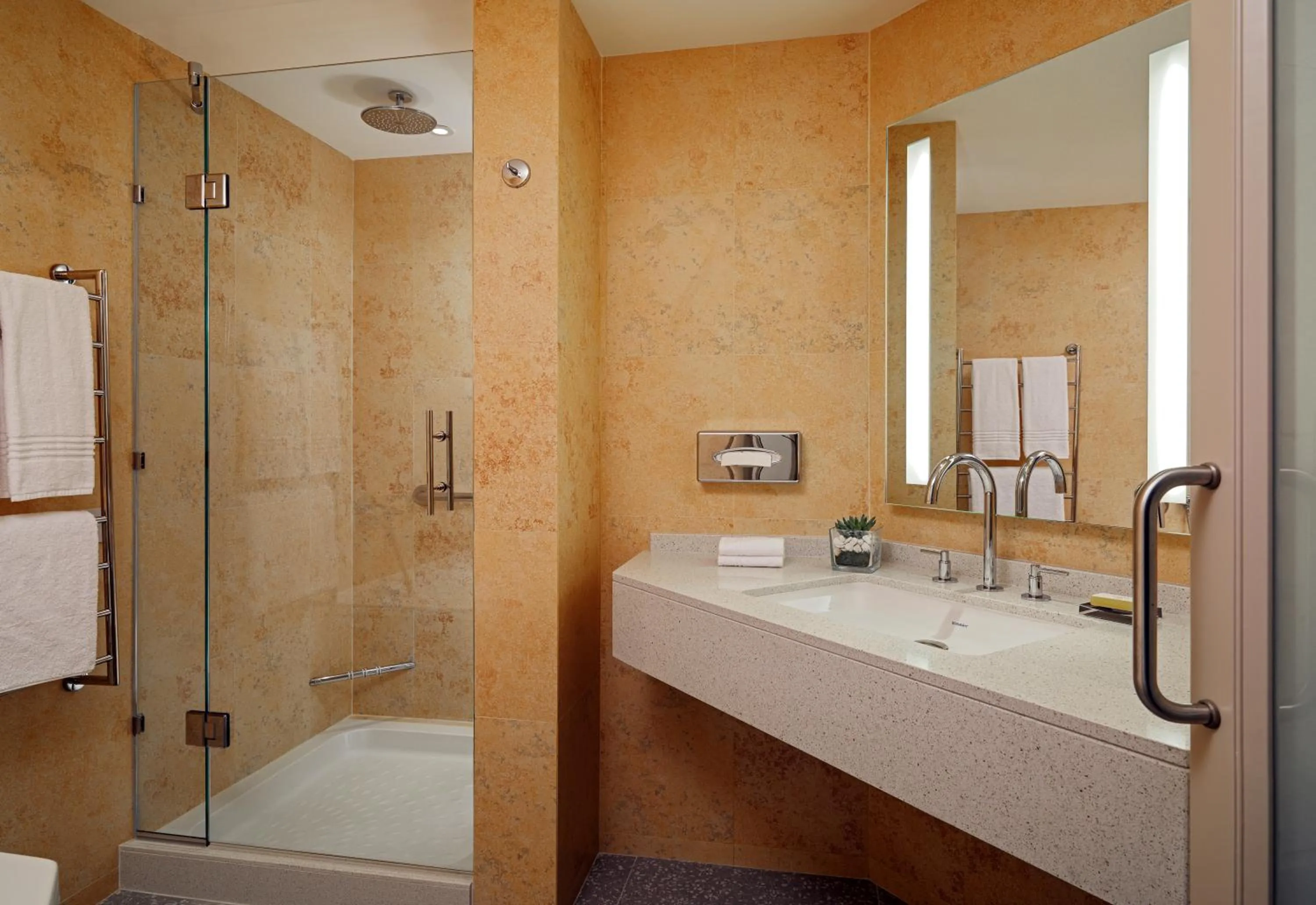 Bathroom in Malta Marriott Resort & Spa