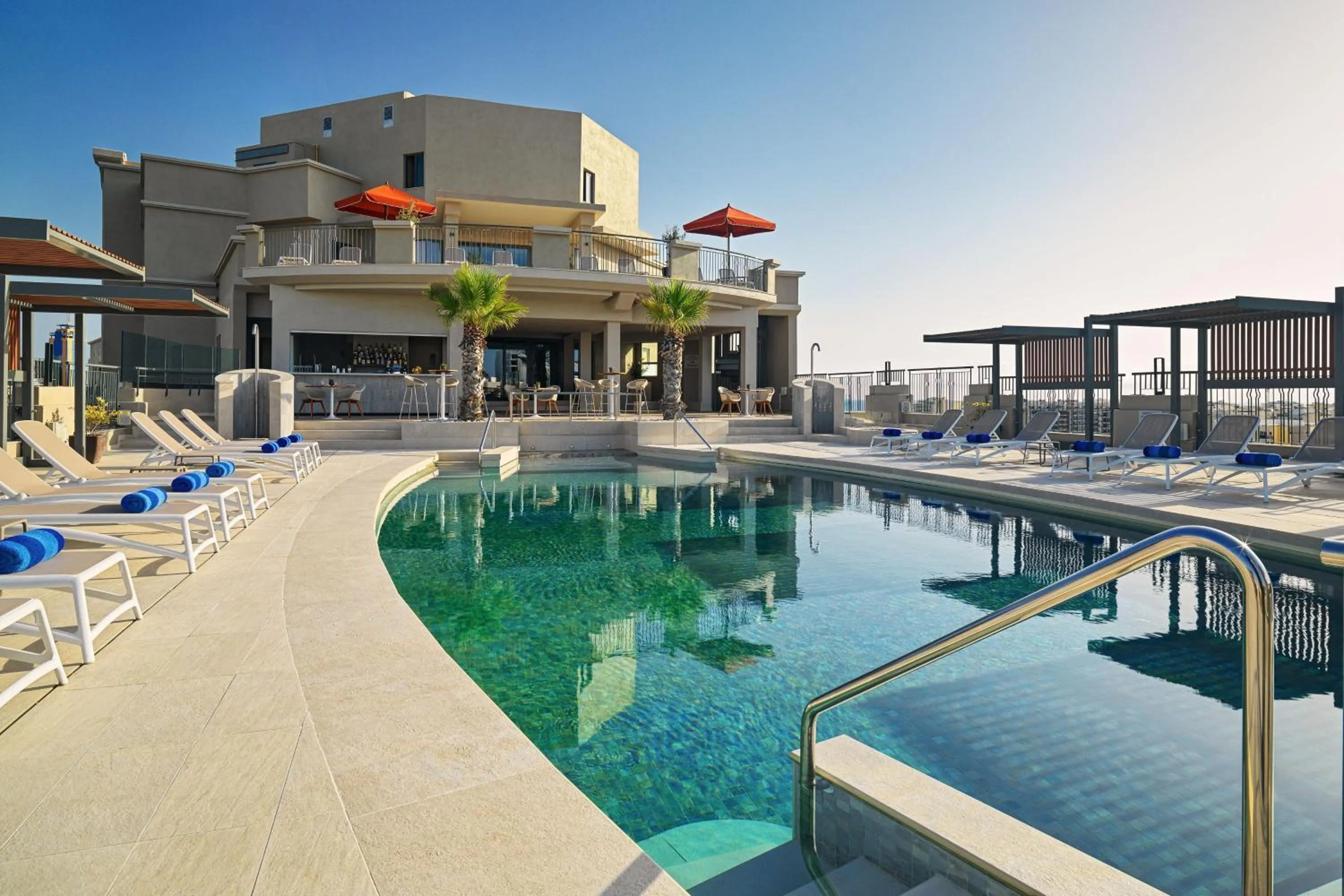 Swimming pool in Malta Marriott Resort & Spa