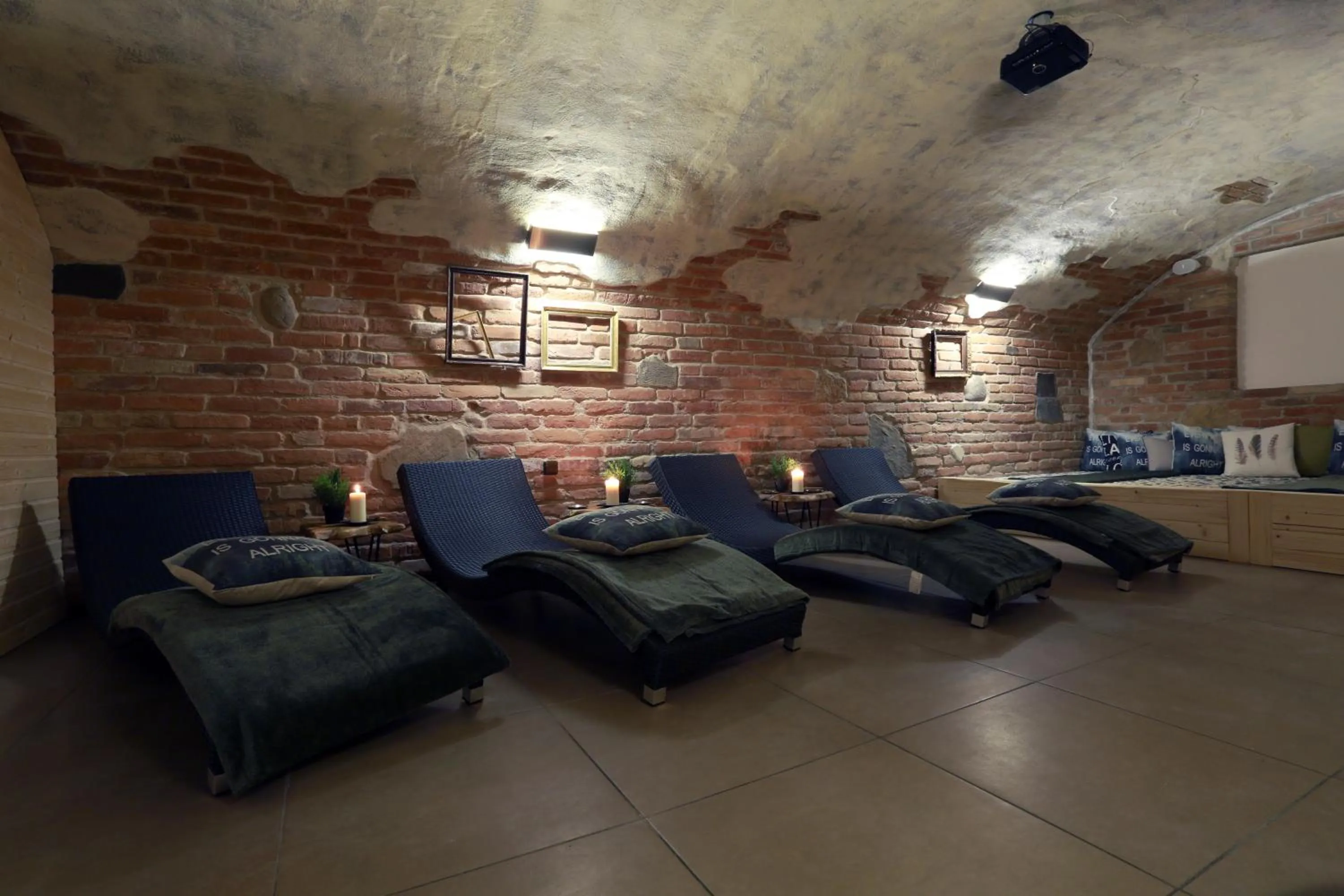 Spa and wellness centre/facilities in Penzión Wellness & Restaurant Zoborská, free parking