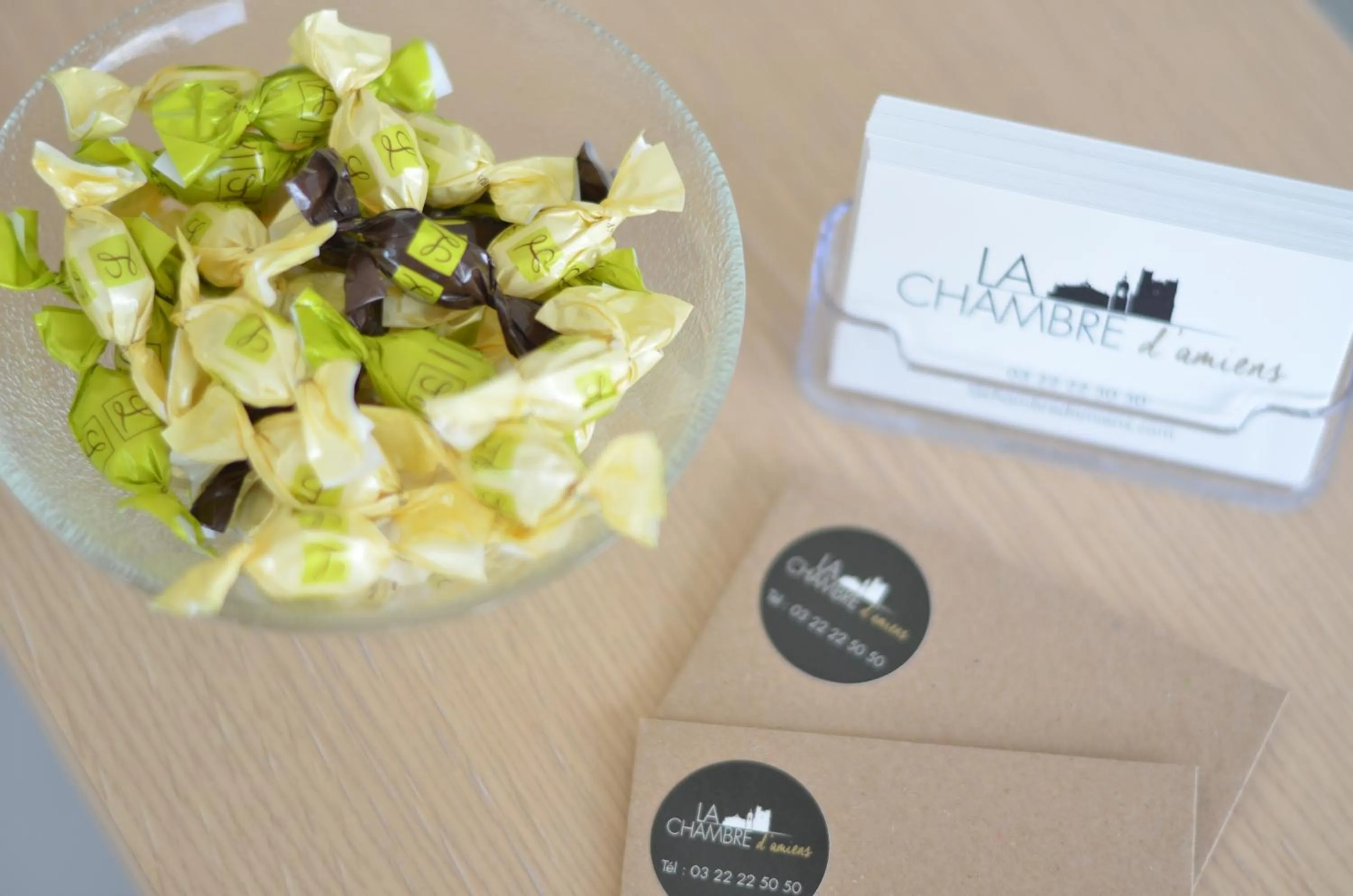 Logo/Certificate/Sign in Logis Hôtel - La Chambre d'Amiens