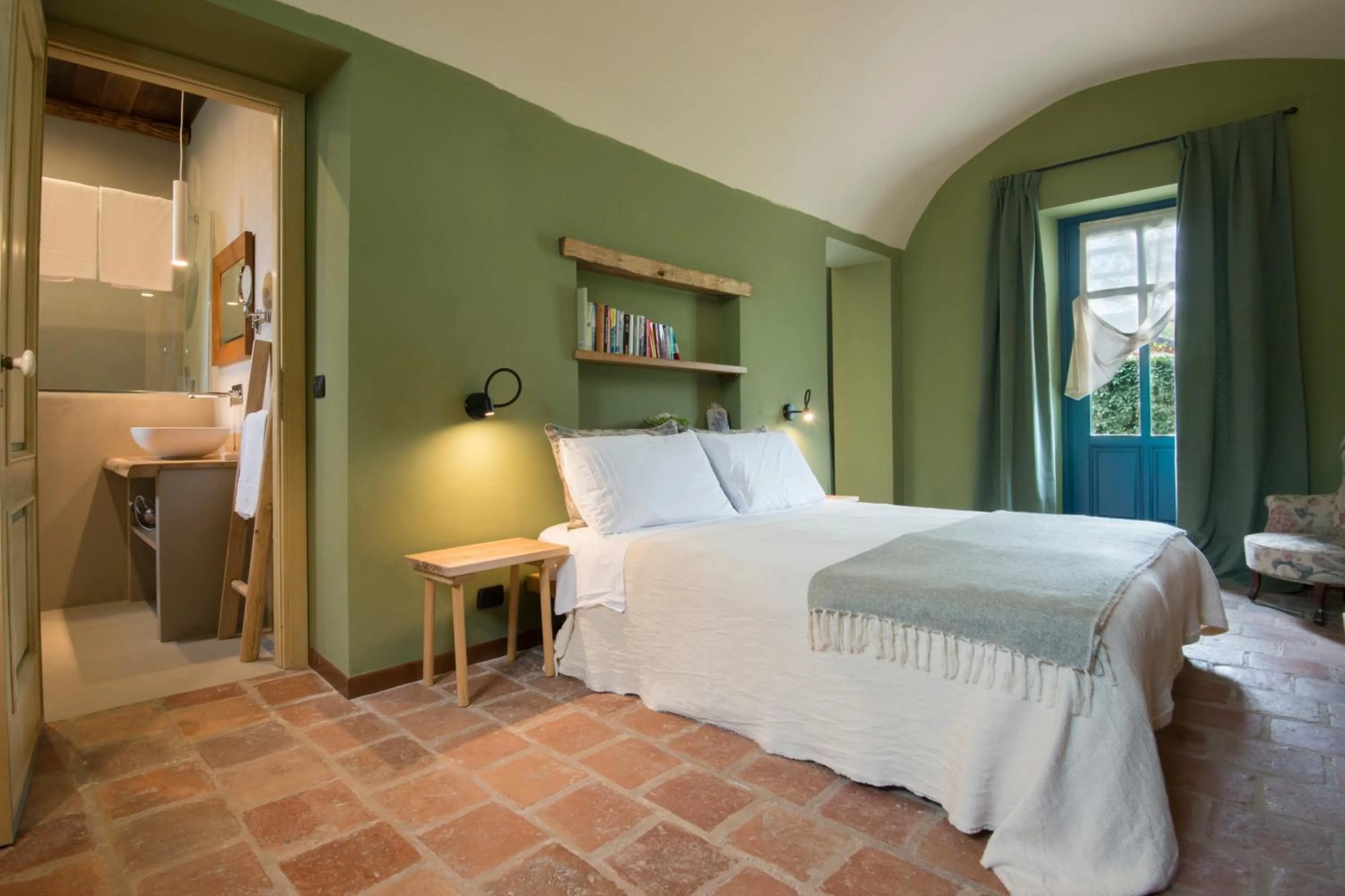 Bed in Antico Casale Mattei - Adult only