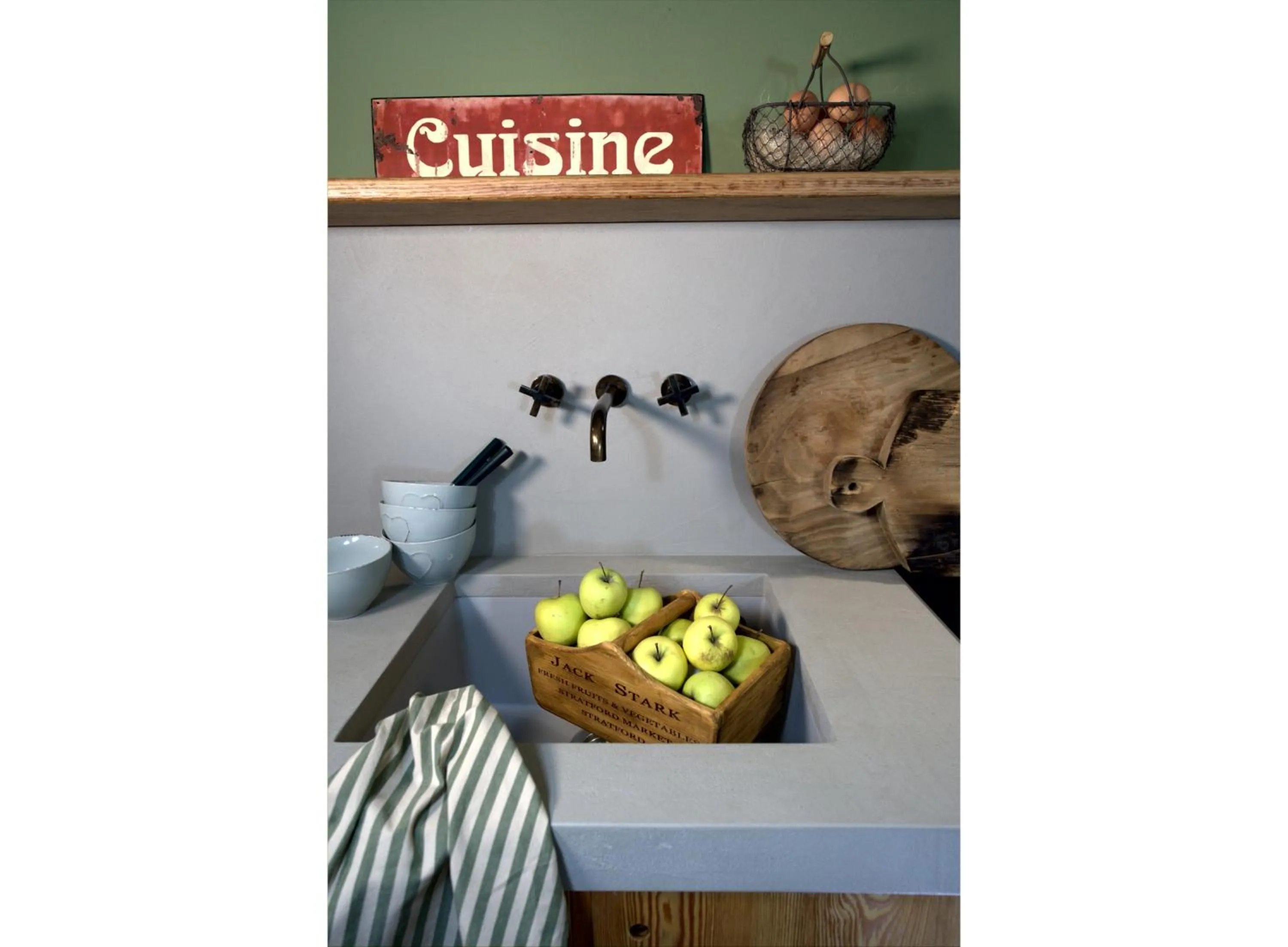 Decorative detail in Antico Casale Mattei - Adult only