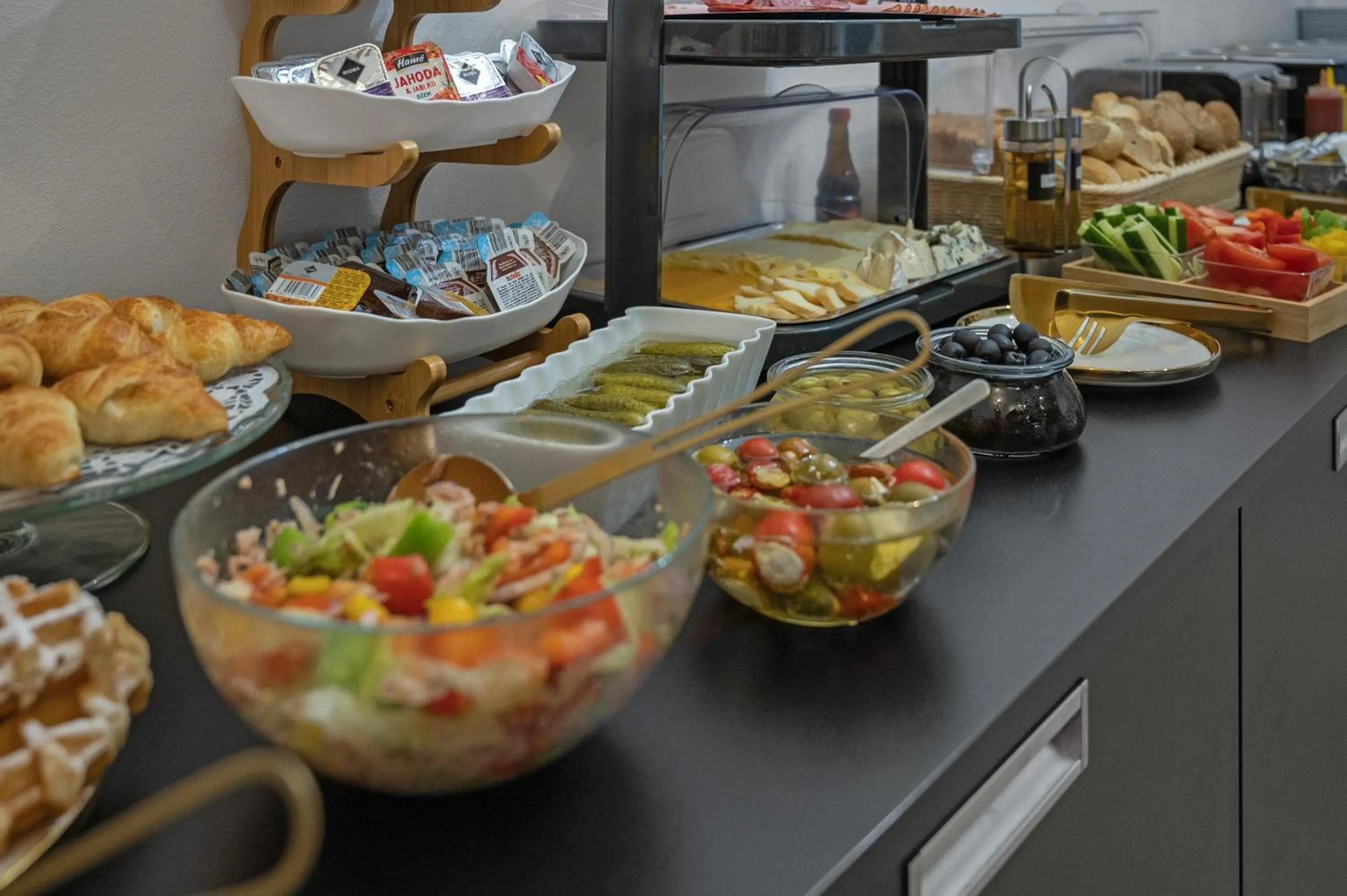 Buffet breakfast in Garni Hotel VIRGO