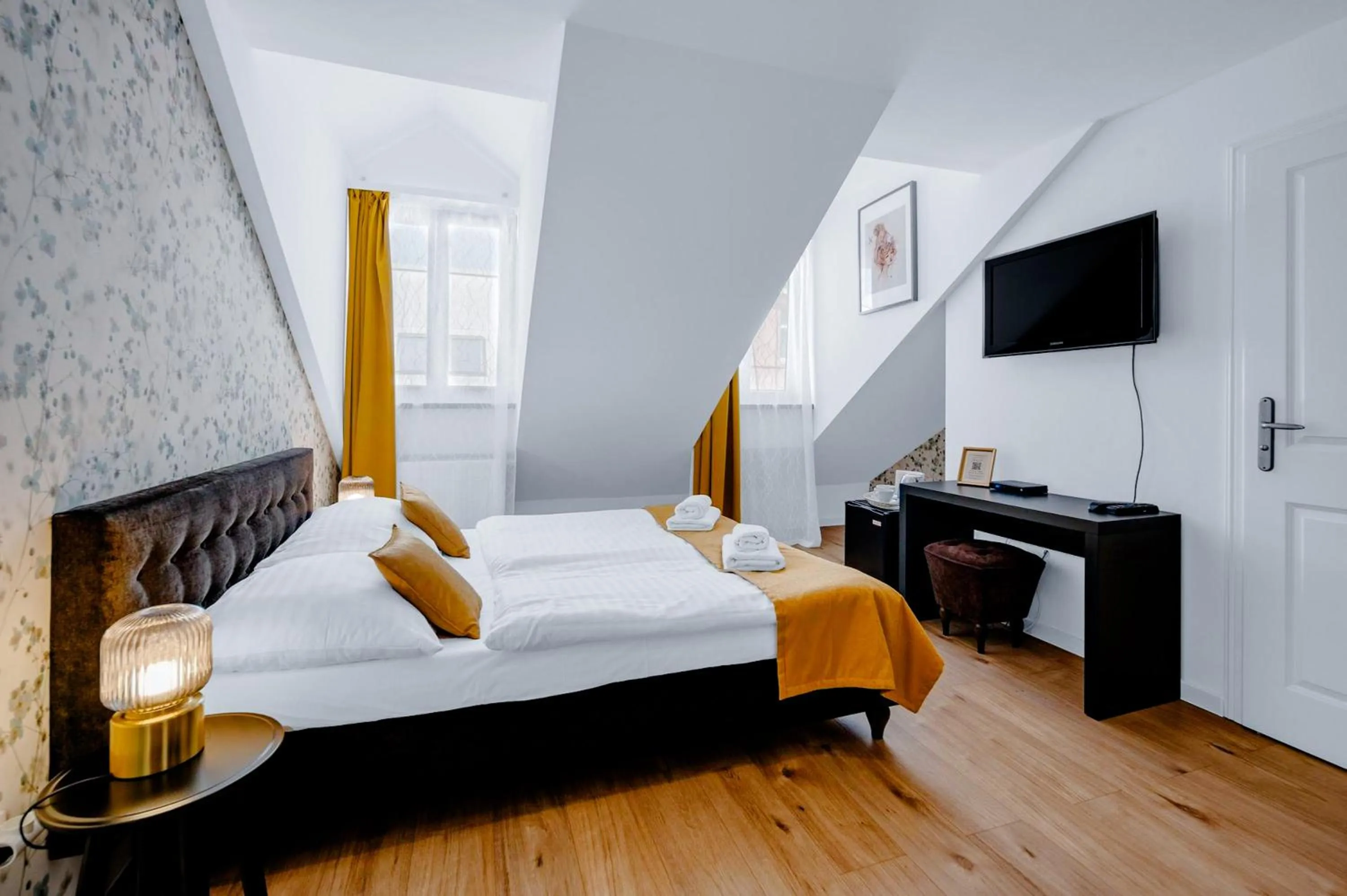 Bedroom, Bed in Garni Hotel VIRGO