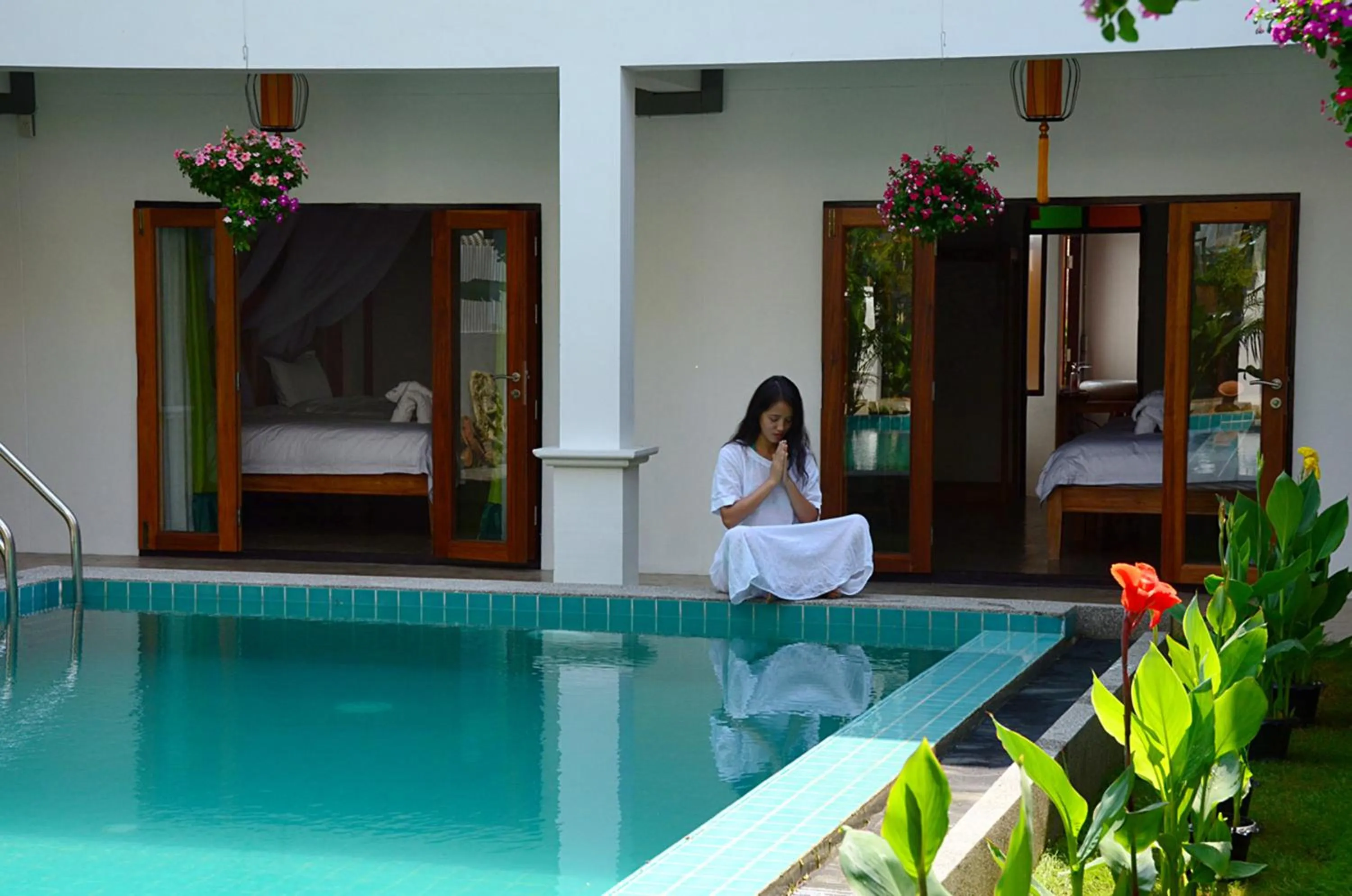 Staff in Garden Yard Inn Chiangmai