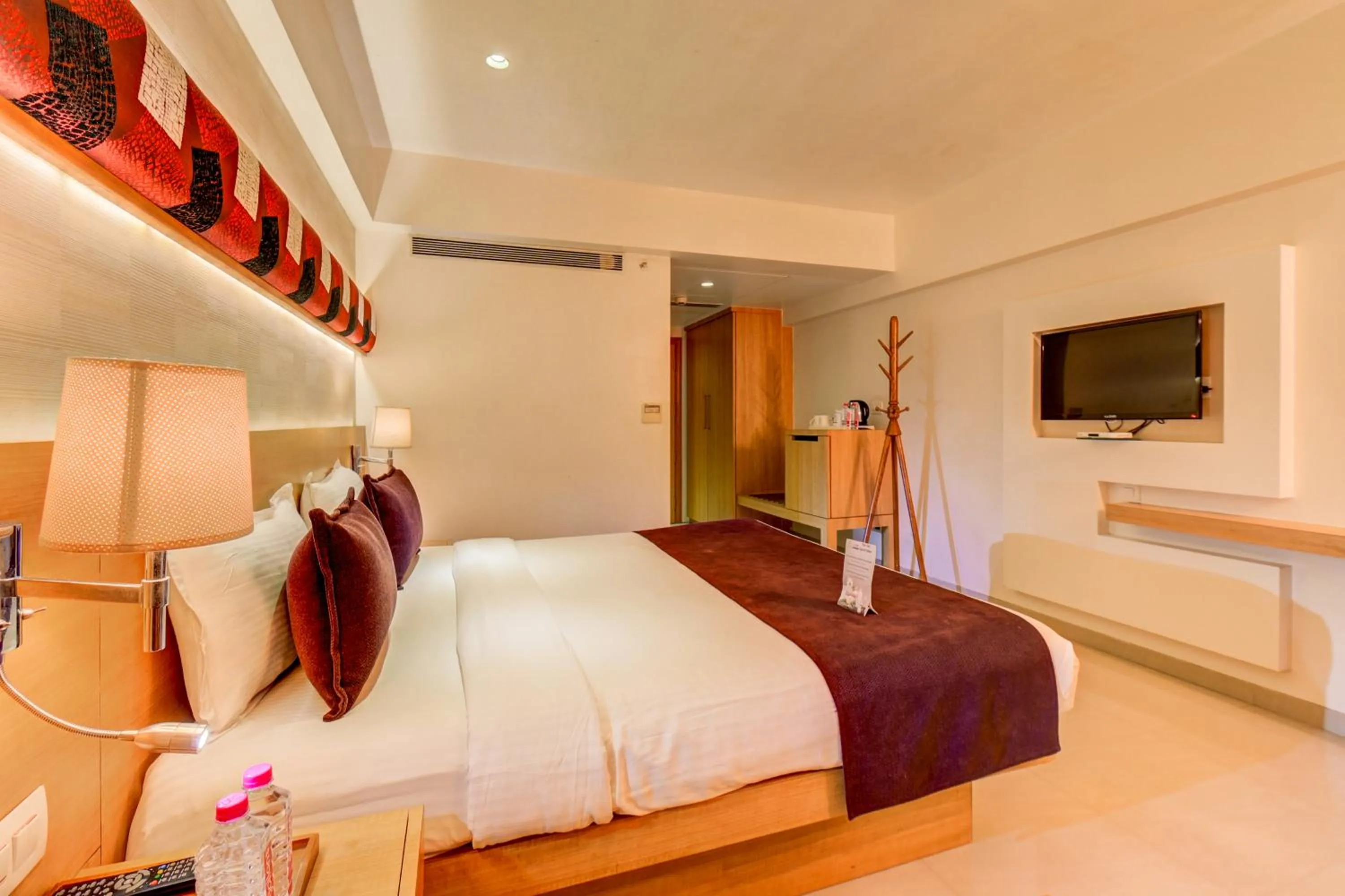 Bedroom, Bed in The SSK Solitaire Hotel & Banquets