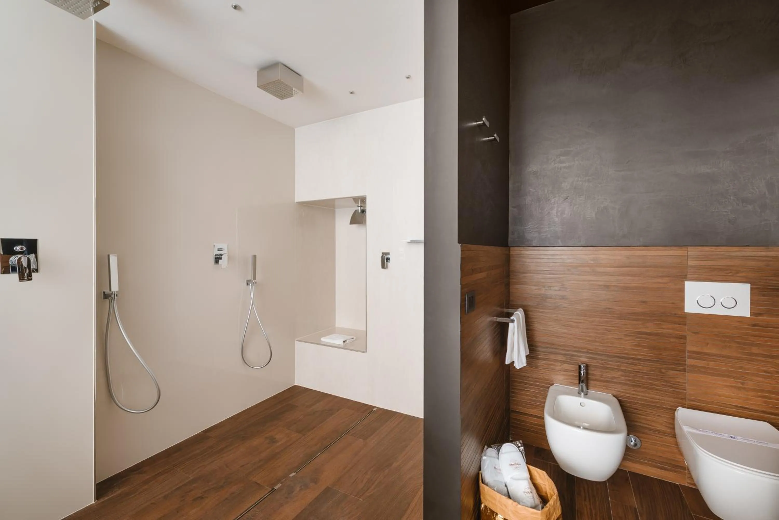 Shower in DC Collection Spagna