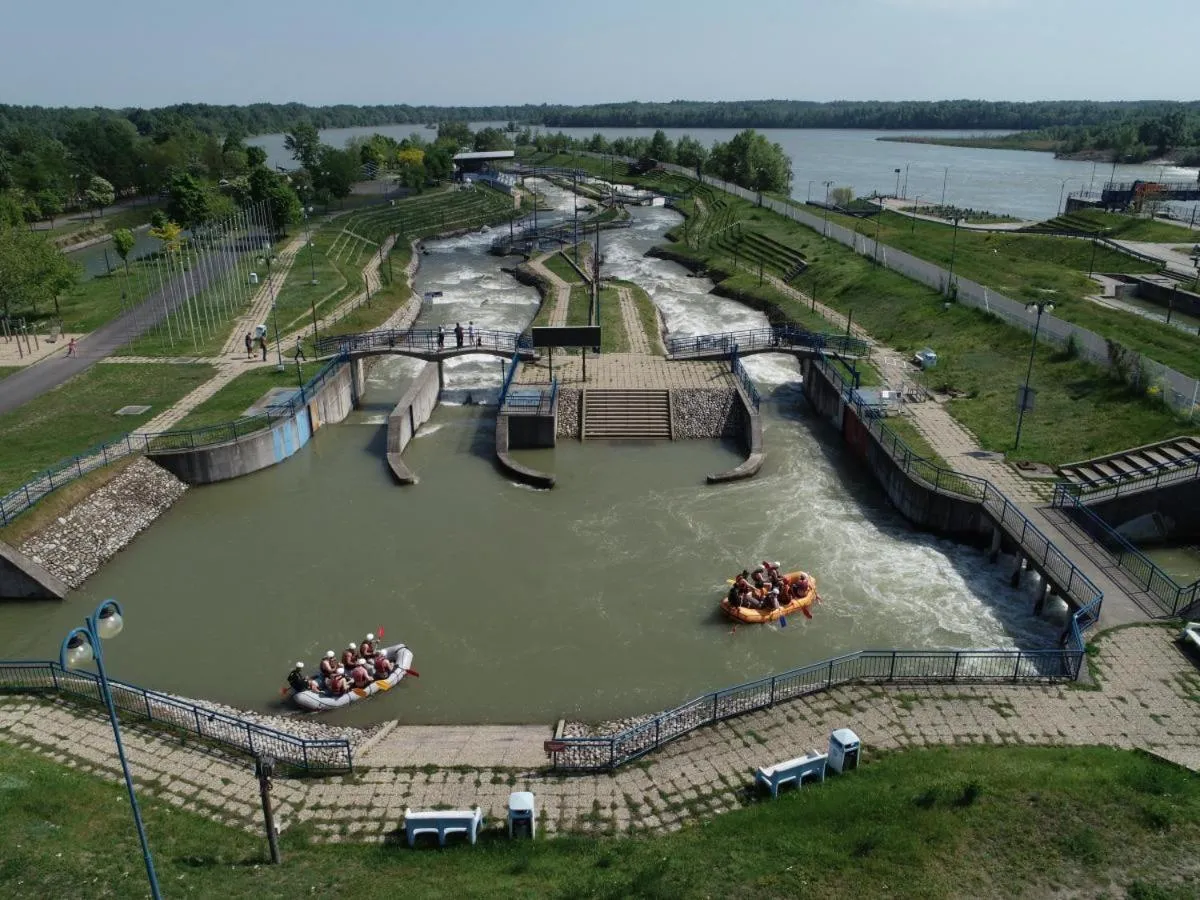 Neighbourhood in Hotel and Park Divoká Voda