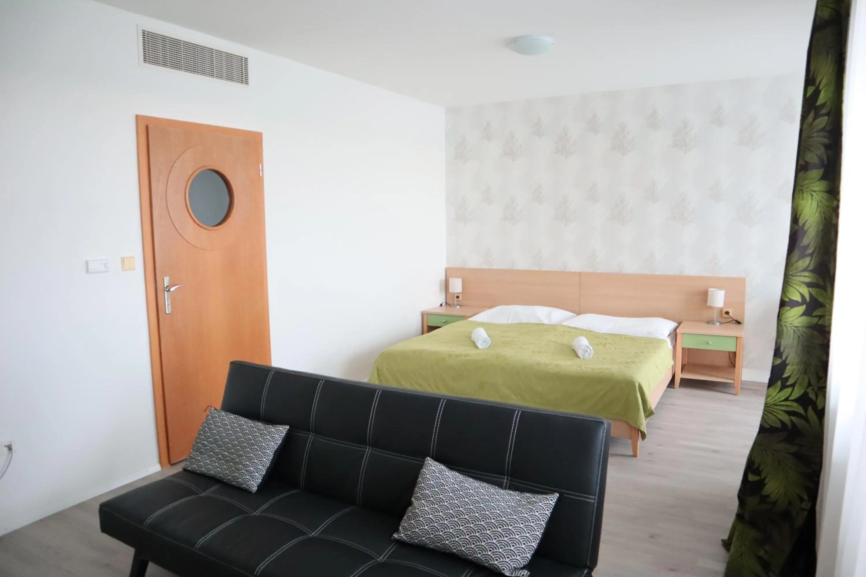 Photo of the whole room, Bed in Hotel and Park Divoká Voda