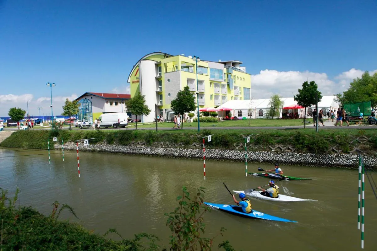 Canoeing in Hotel and Park Divoká Voda