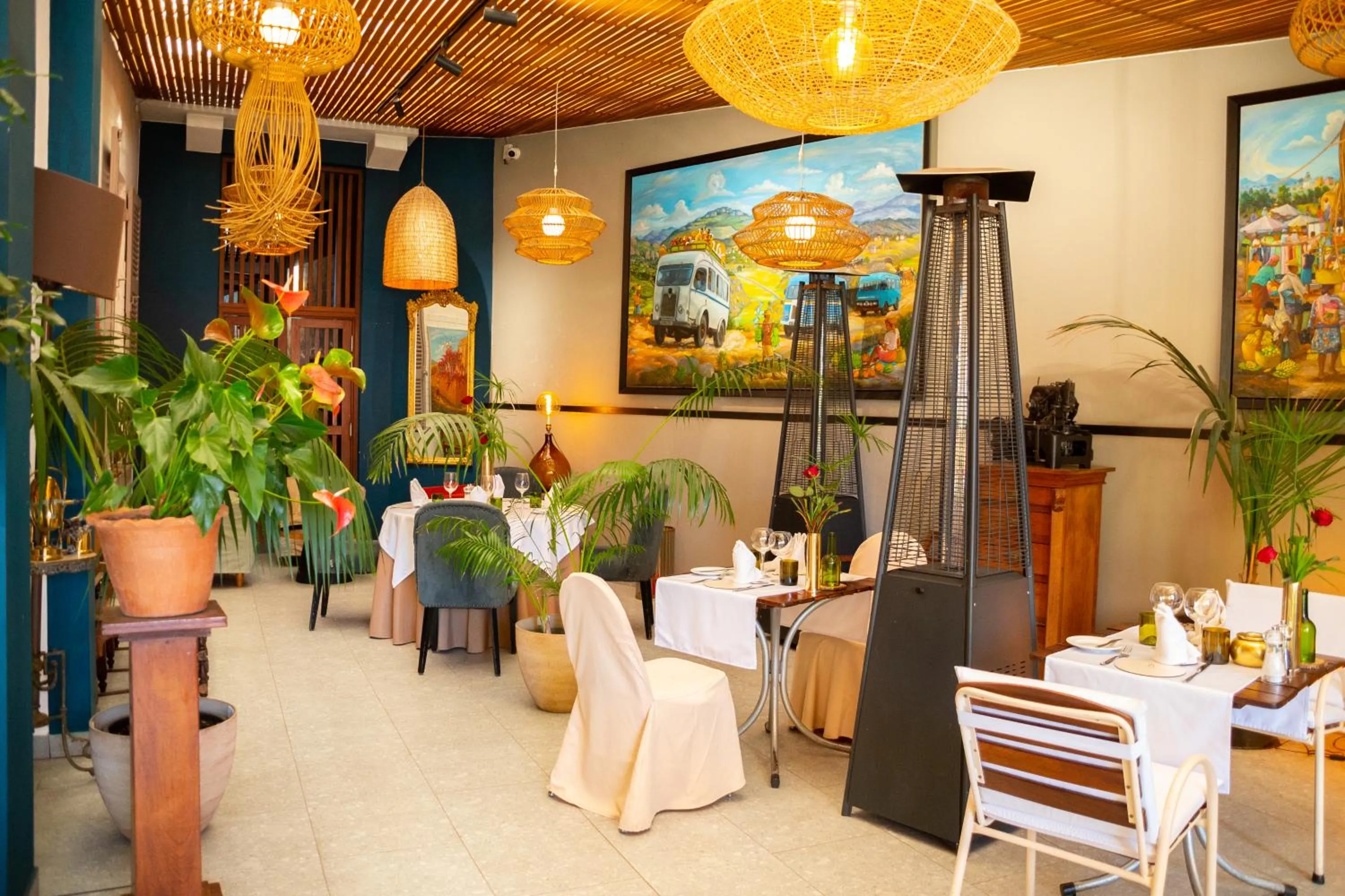 Restaurant/places to eat in La Varangue