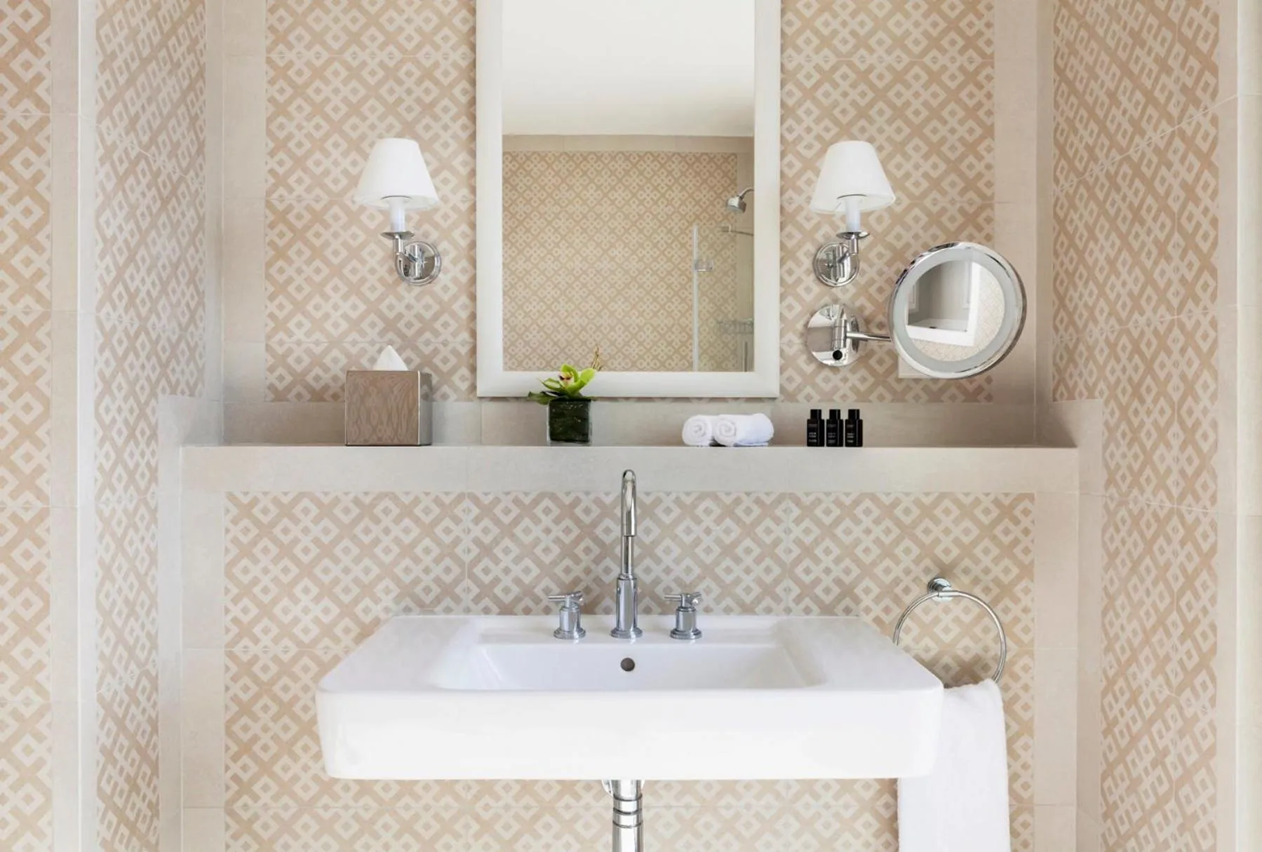 Bathroom in The Phoenicia Malta - The Leading Hotels of the World