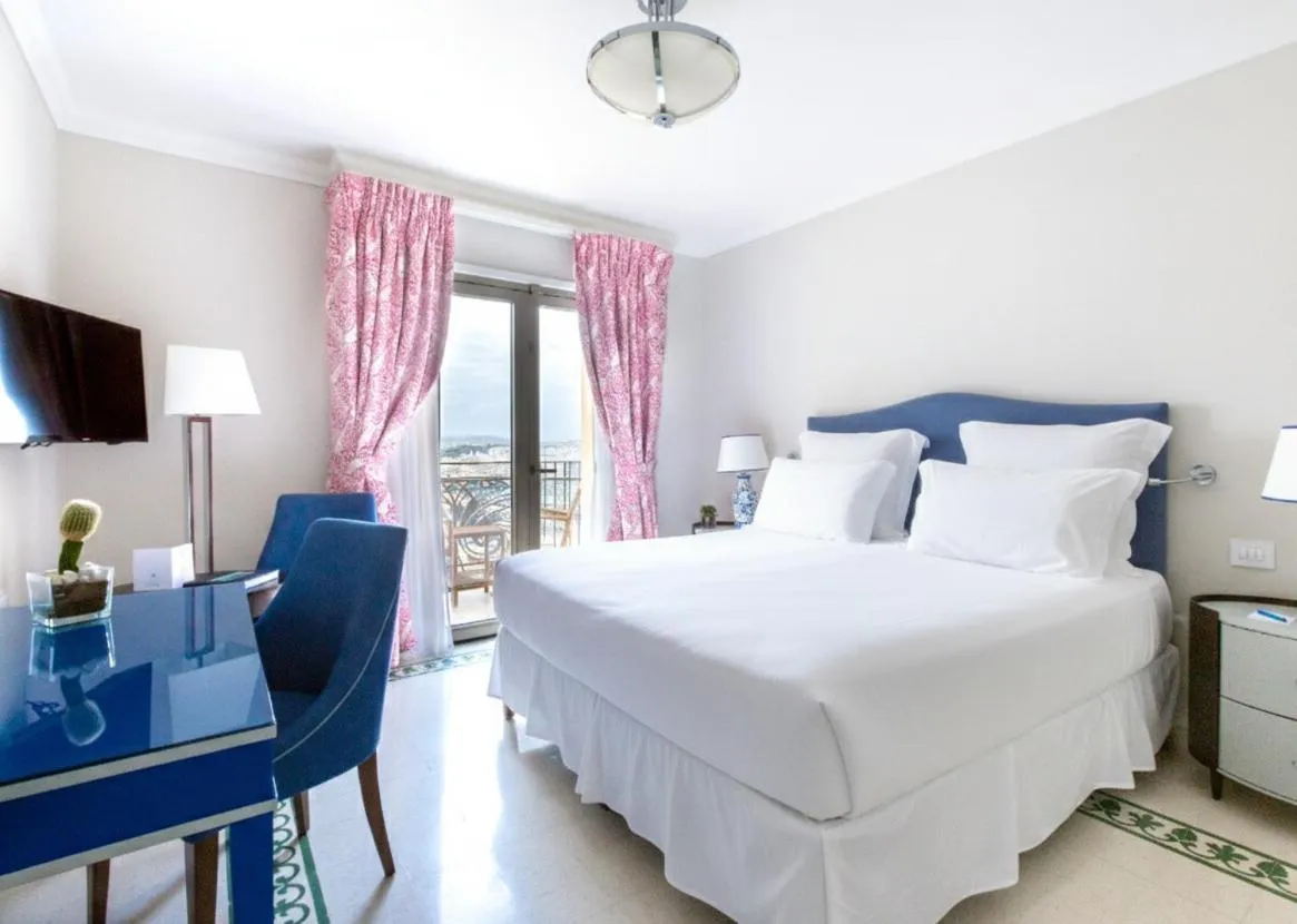 Bedroom, Bed in The Phoenicia Malta - The Leading Hotels of the World