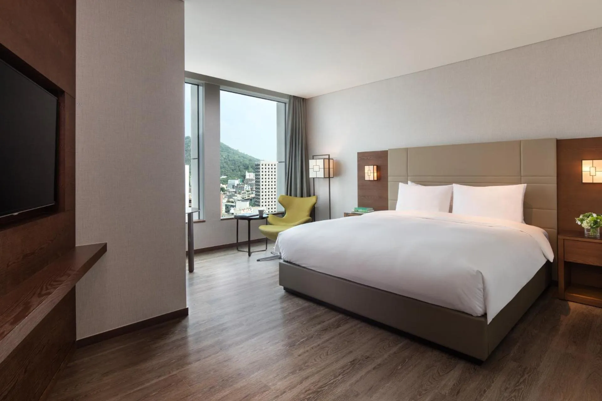 Bed in Courtyard by Marriott Seoul Namdaemun