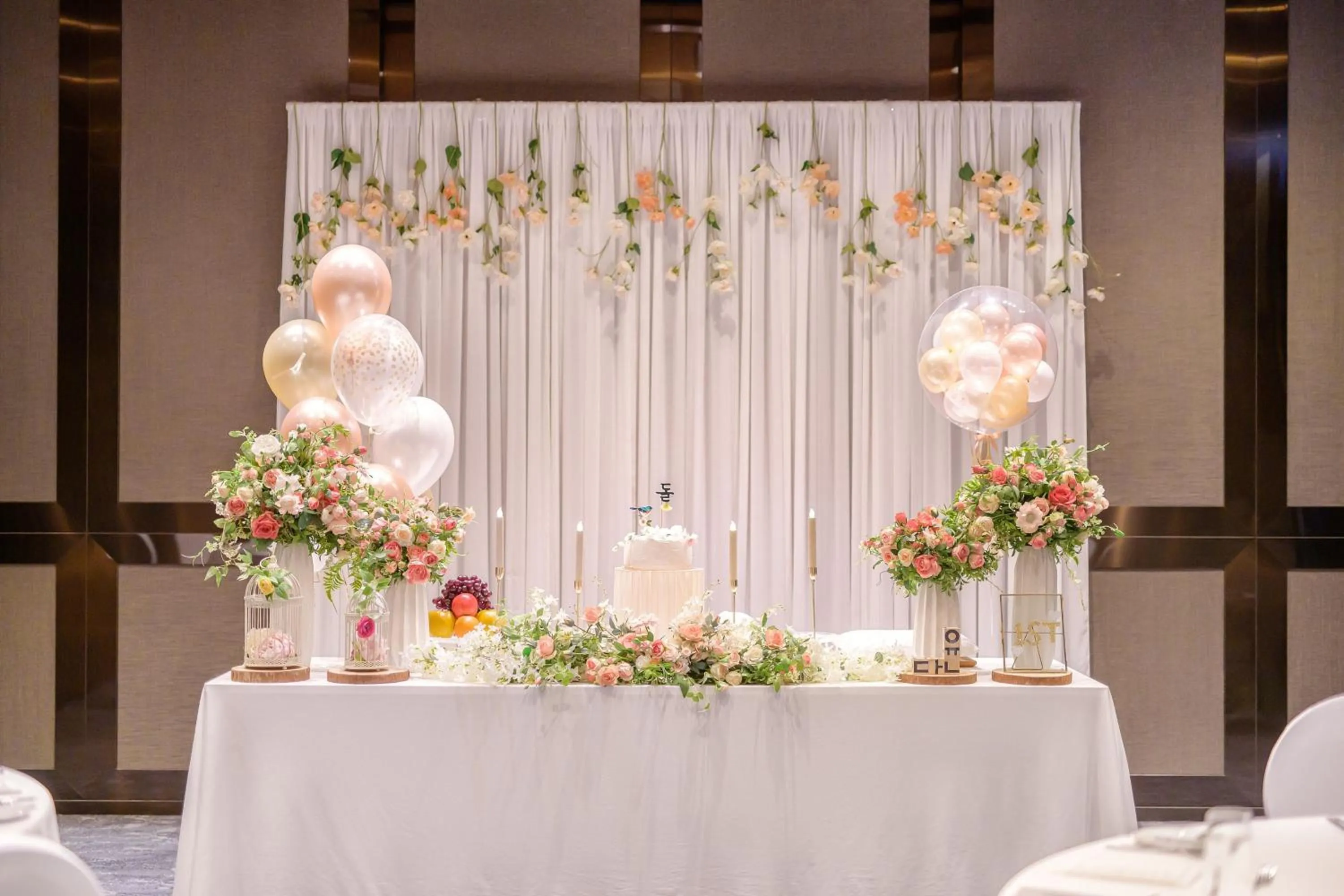 Meeting/conference room in Courtyard by Marriott Seoul Namdaemun